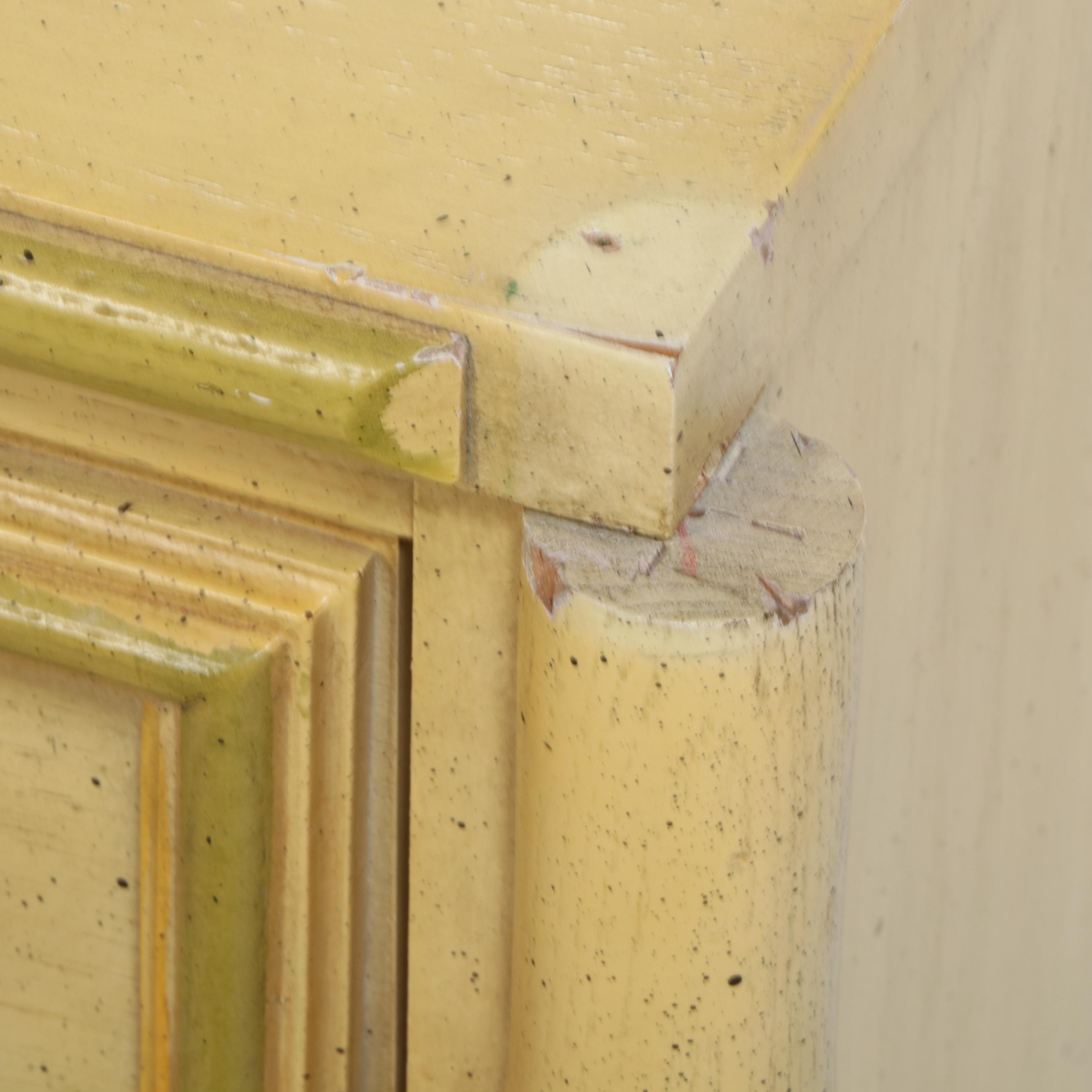 Stanley Furniture Paint-Decorated Faux-Bamboo Nine-Drawer Chinoiserie Dresser