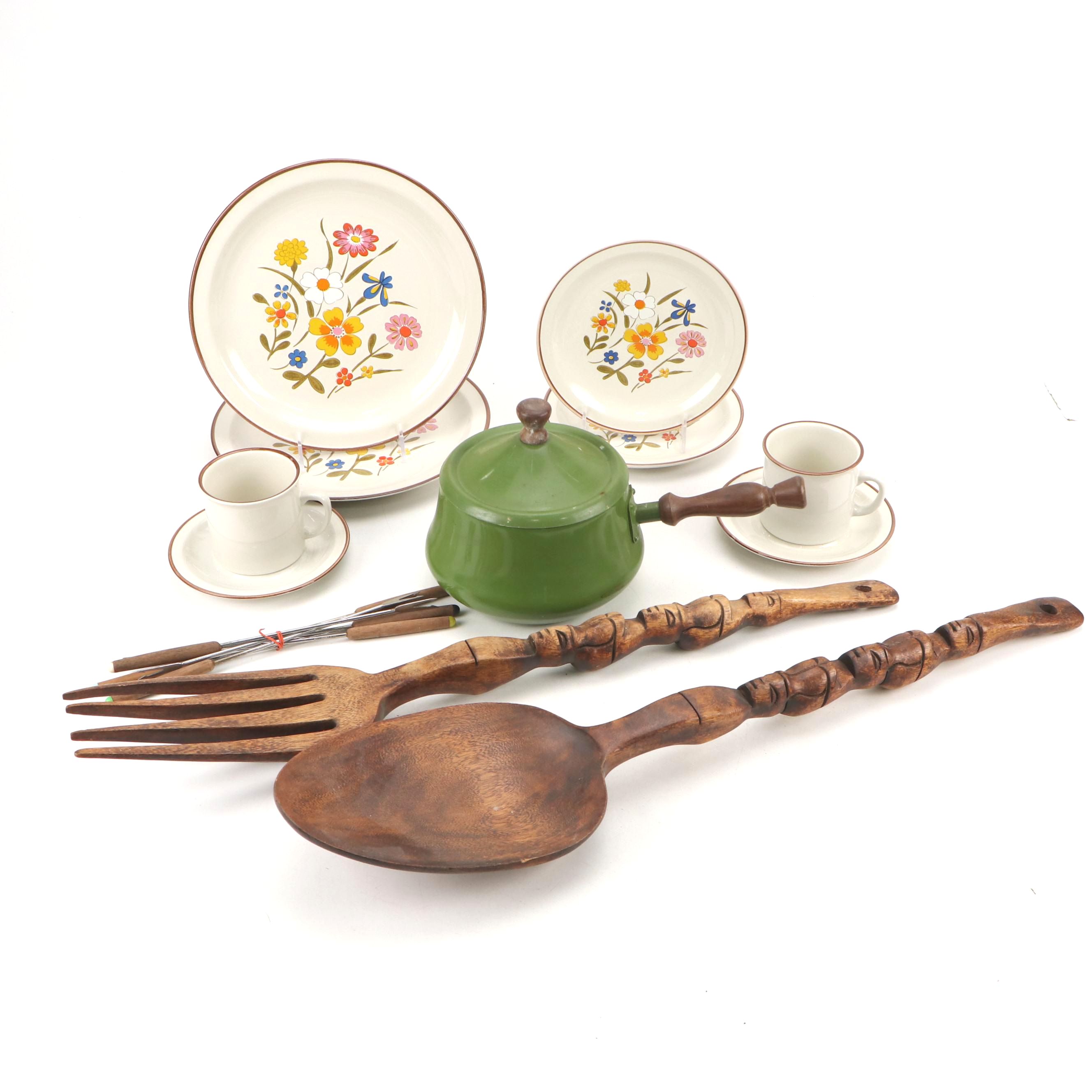 Kanney Stoneware "Spring Flower" Plates and Other Tableware and Decor