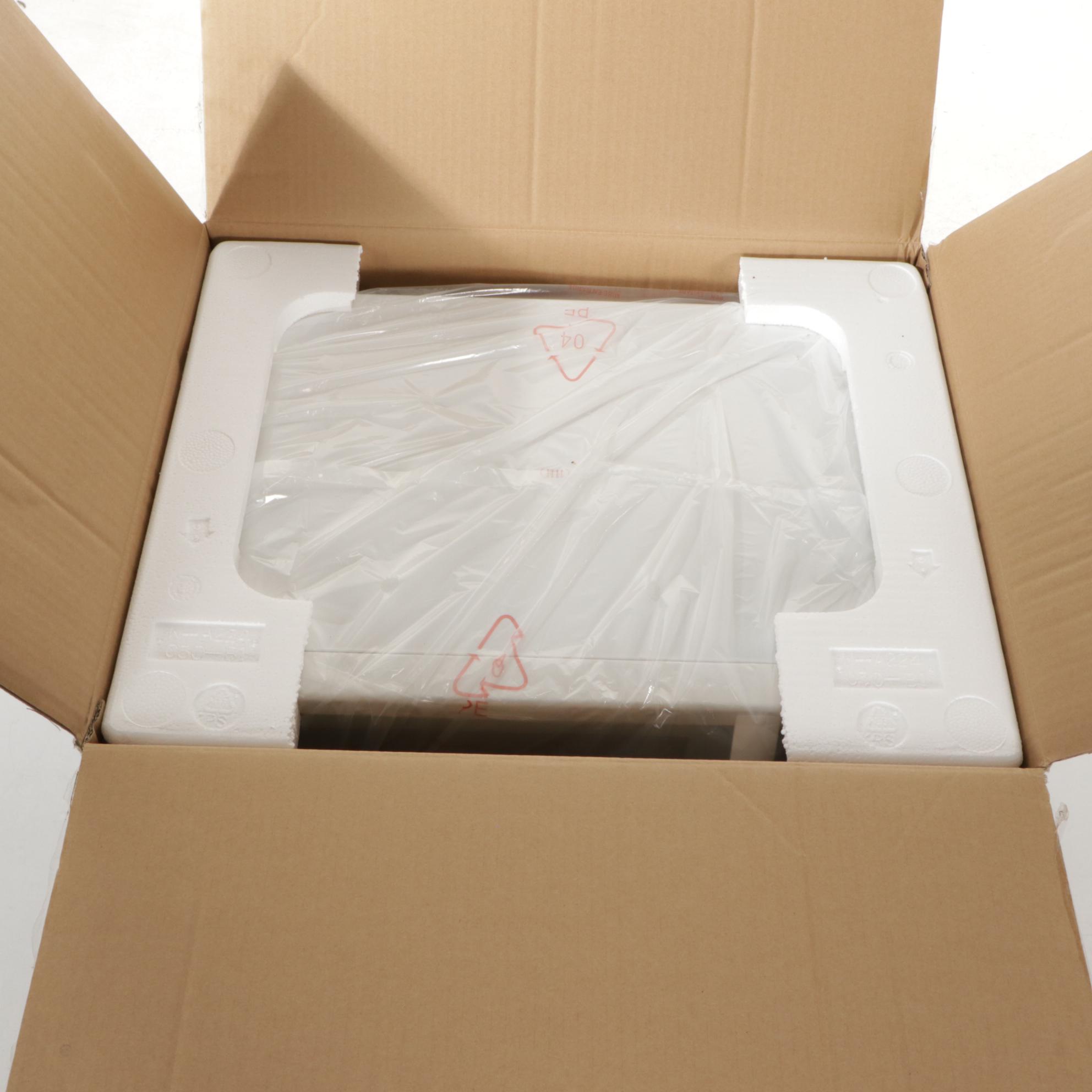 Hamilton Beach 1.1 Cu. Ft. Countertop Microwave Oven