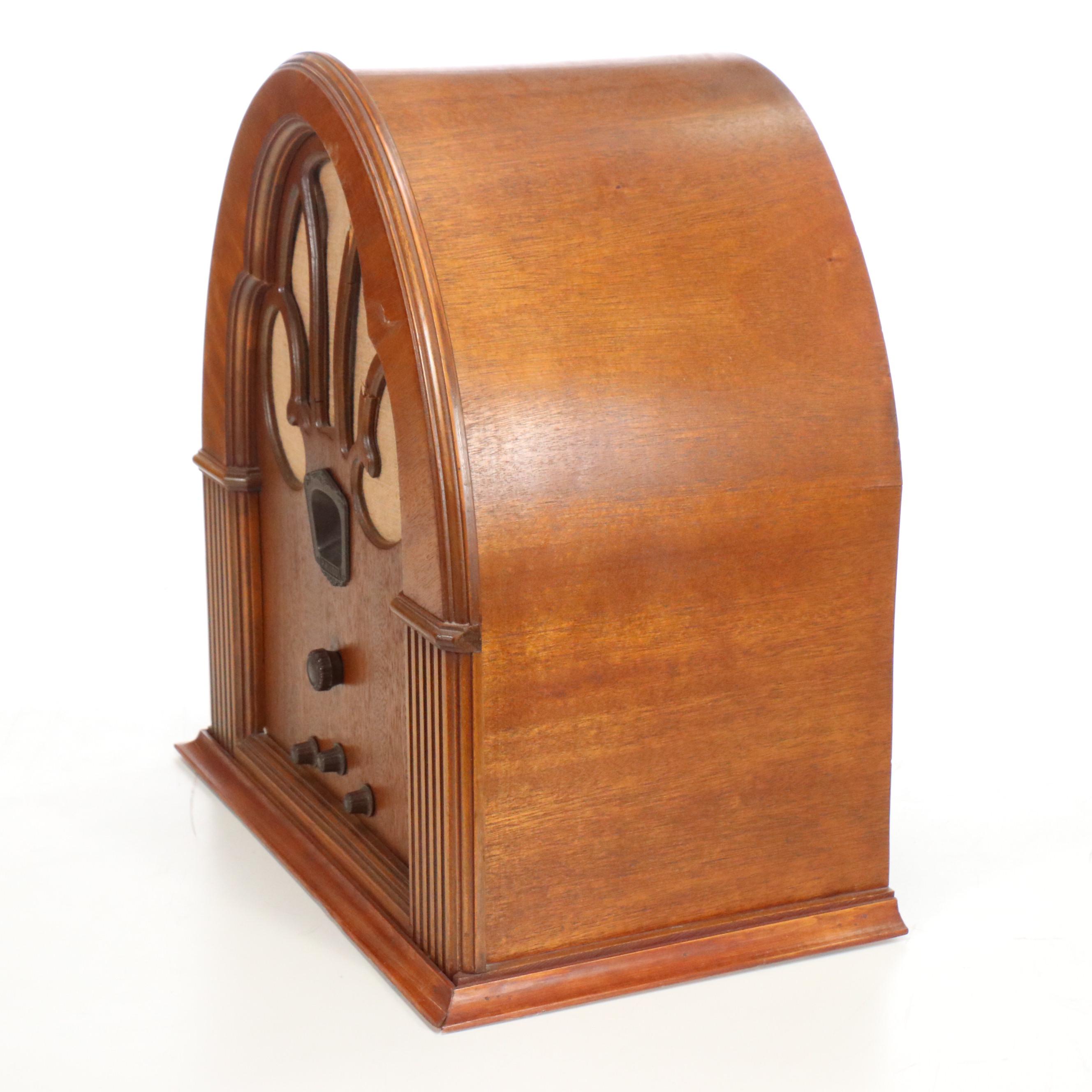 Philco Model 70 Baby Grand Cathedral Radio, Designed by Edward Combs