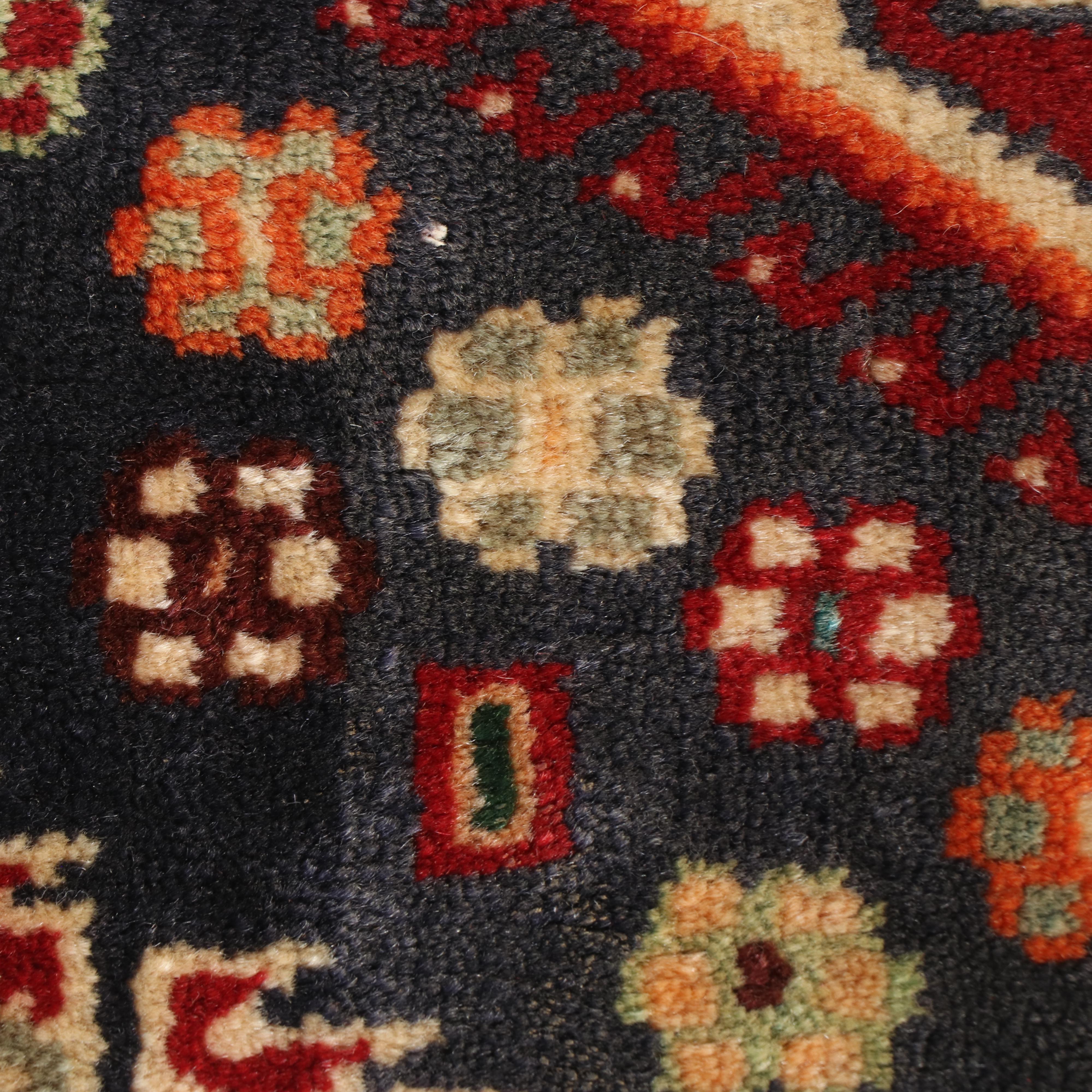 1'5 x 1'5 Hand-Knotted Northwest Persian Floor Mat