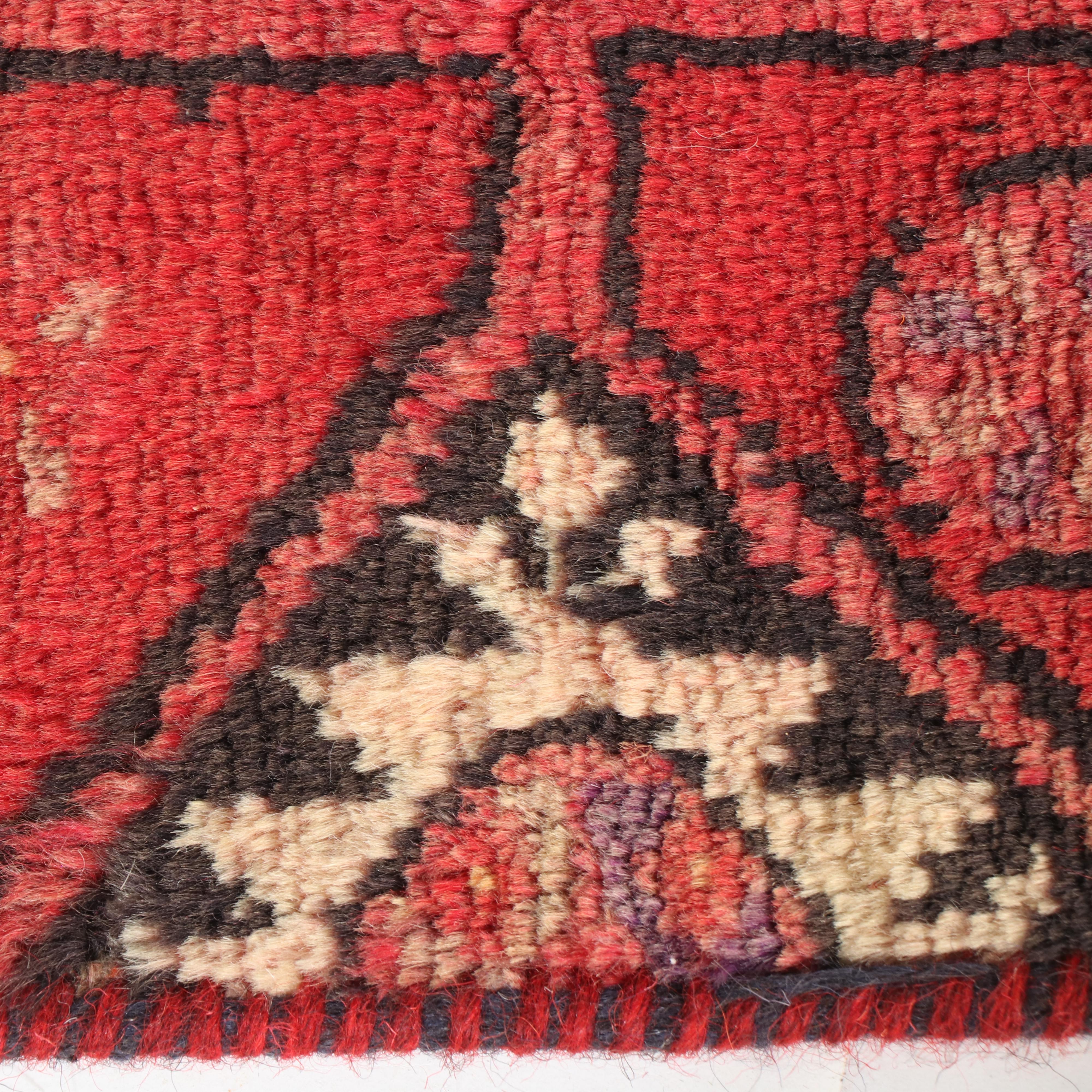 1'8 x 1'10 Hand-Knotted Northwest Persian Floor Mat