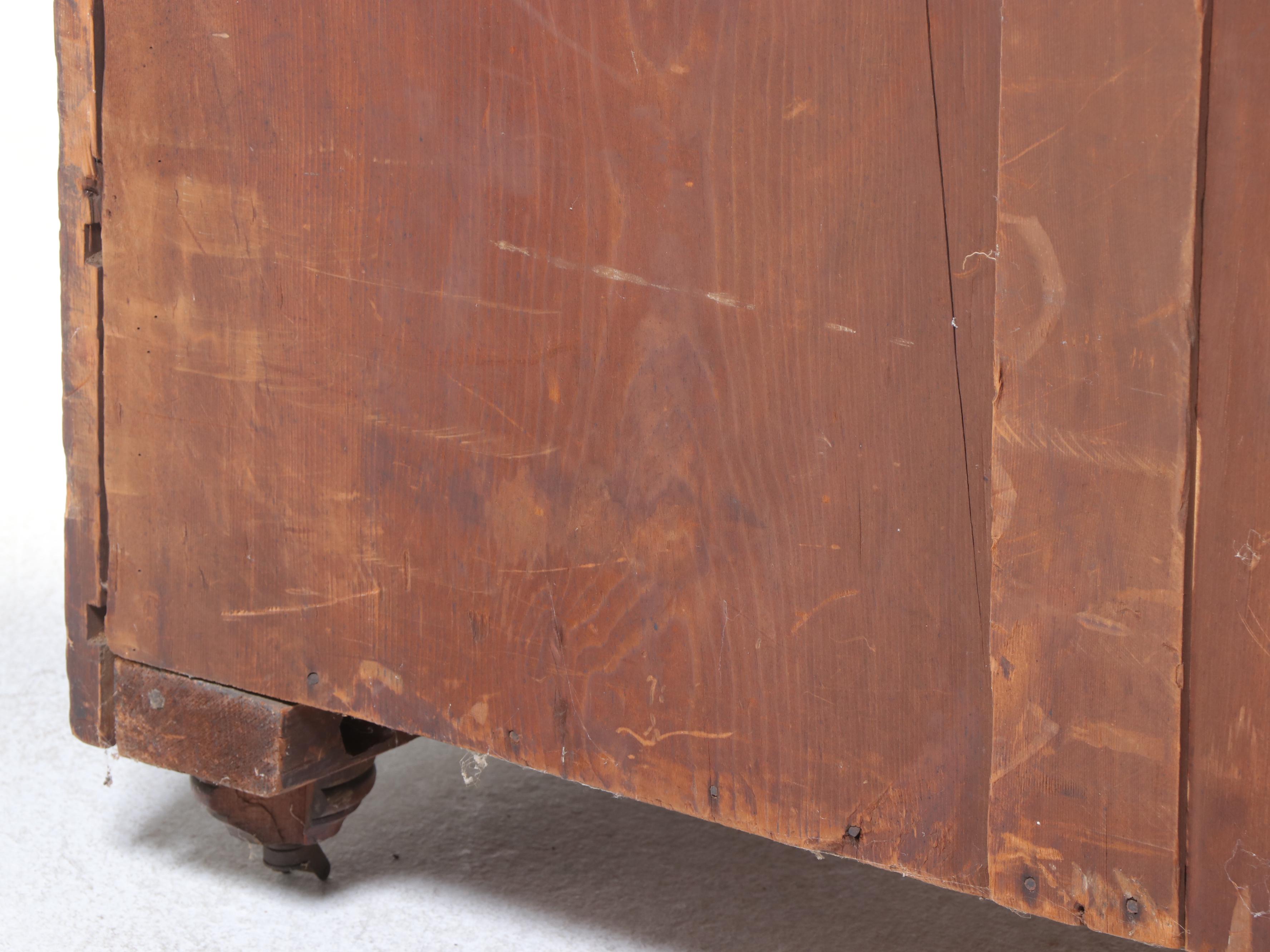 Empire Style Flame Mahogany Gentleman's Chest of Drawers, 20th Century