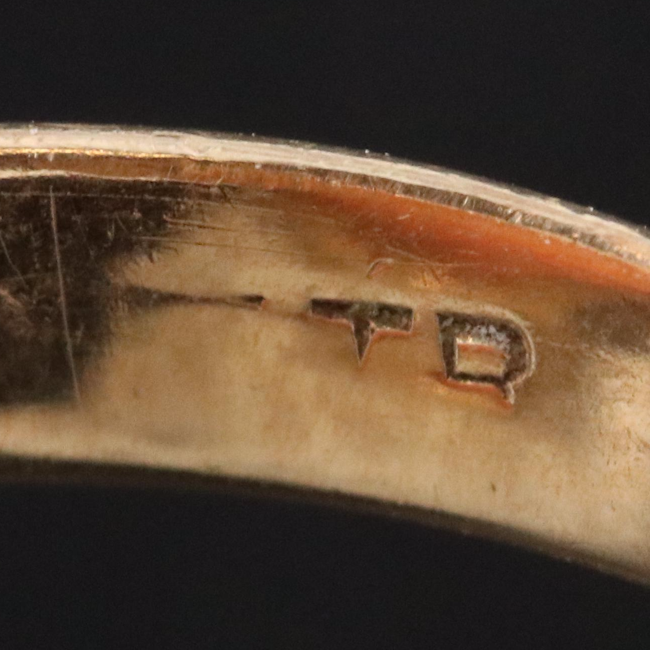 10K Shell Cameo Ring