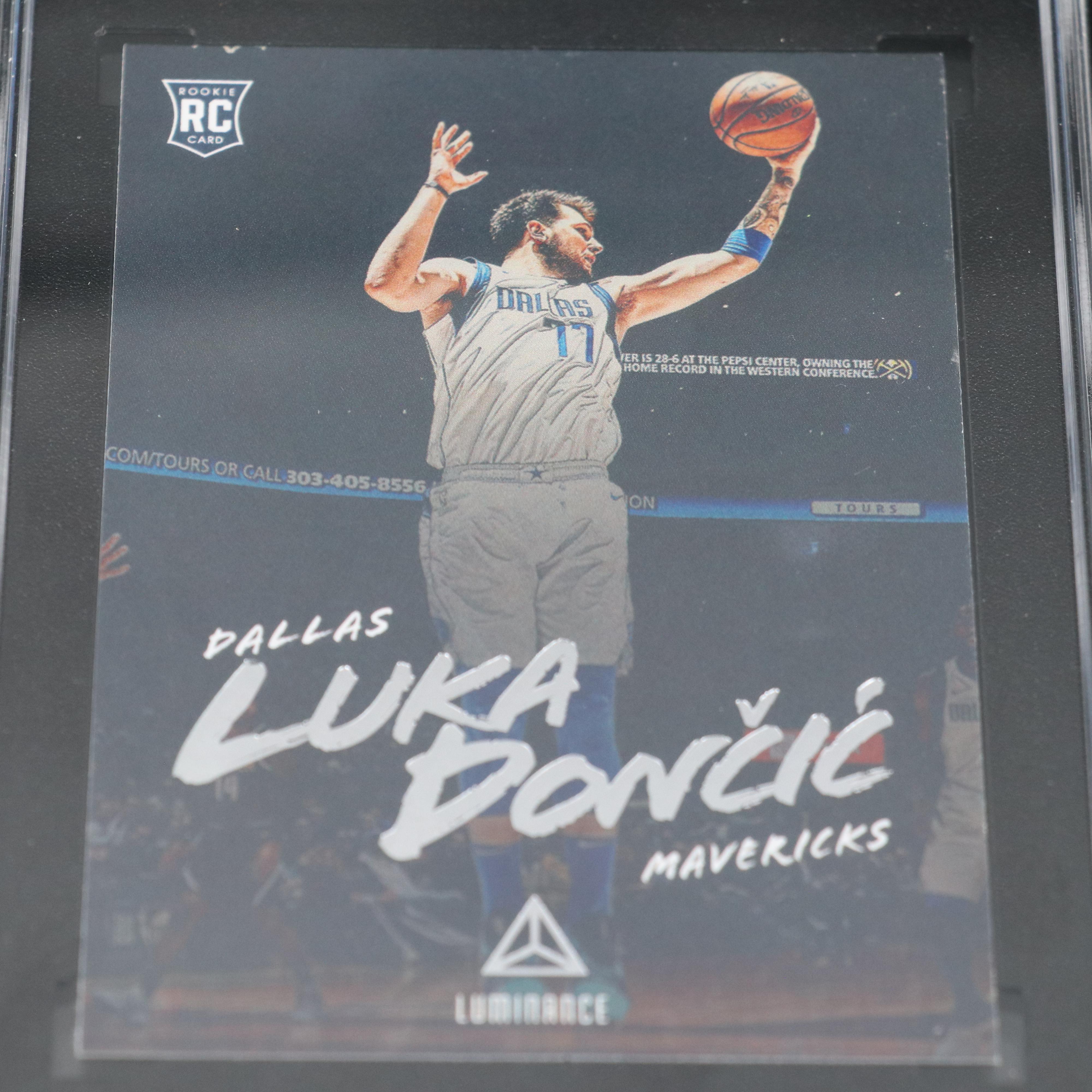2018-19 Chronicles Luka Dončić Luminance Rookie Card Graded SGC 10