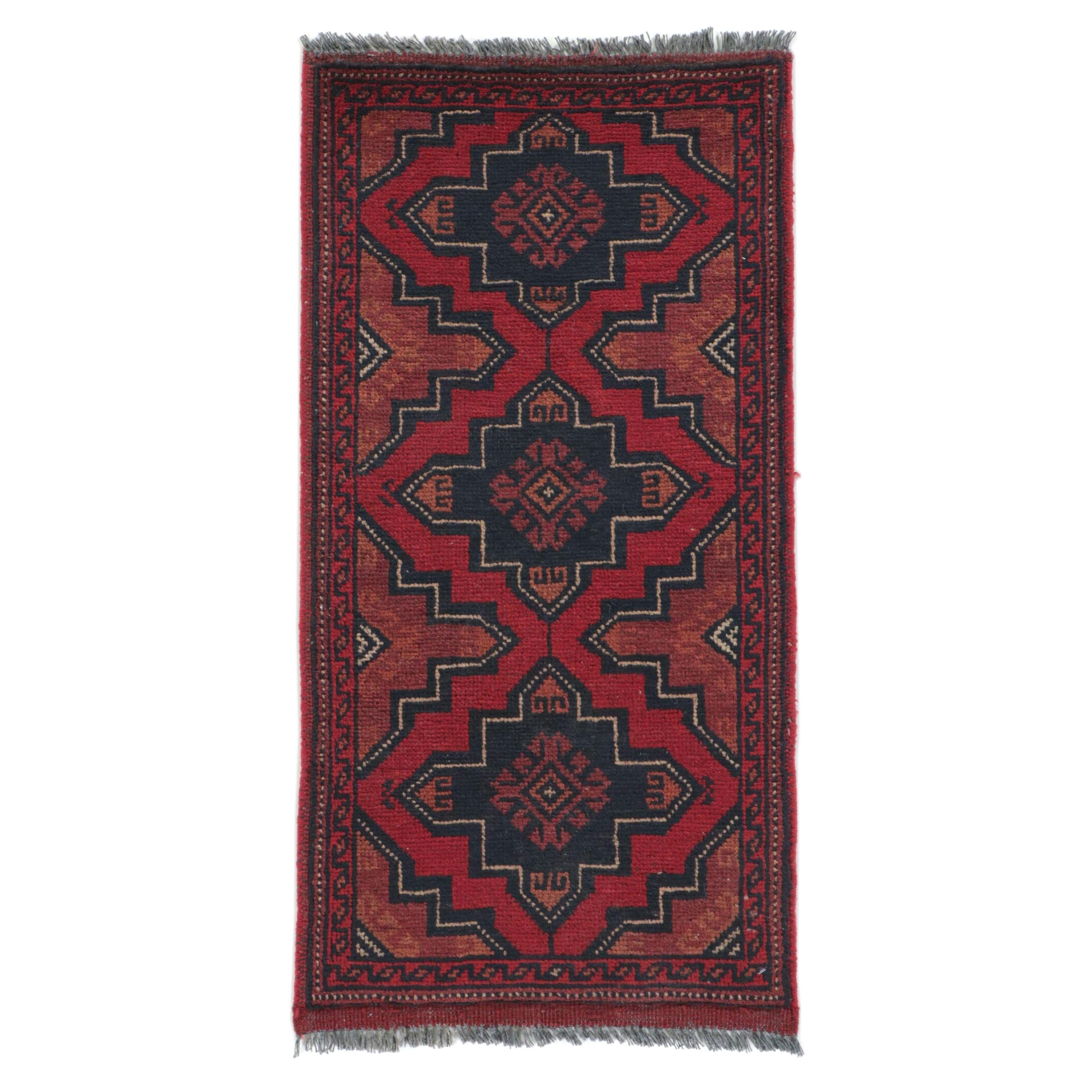 1'9 x 3'6 Hand-Knotted Pakistani-Afghan Kunduz Accent Rug