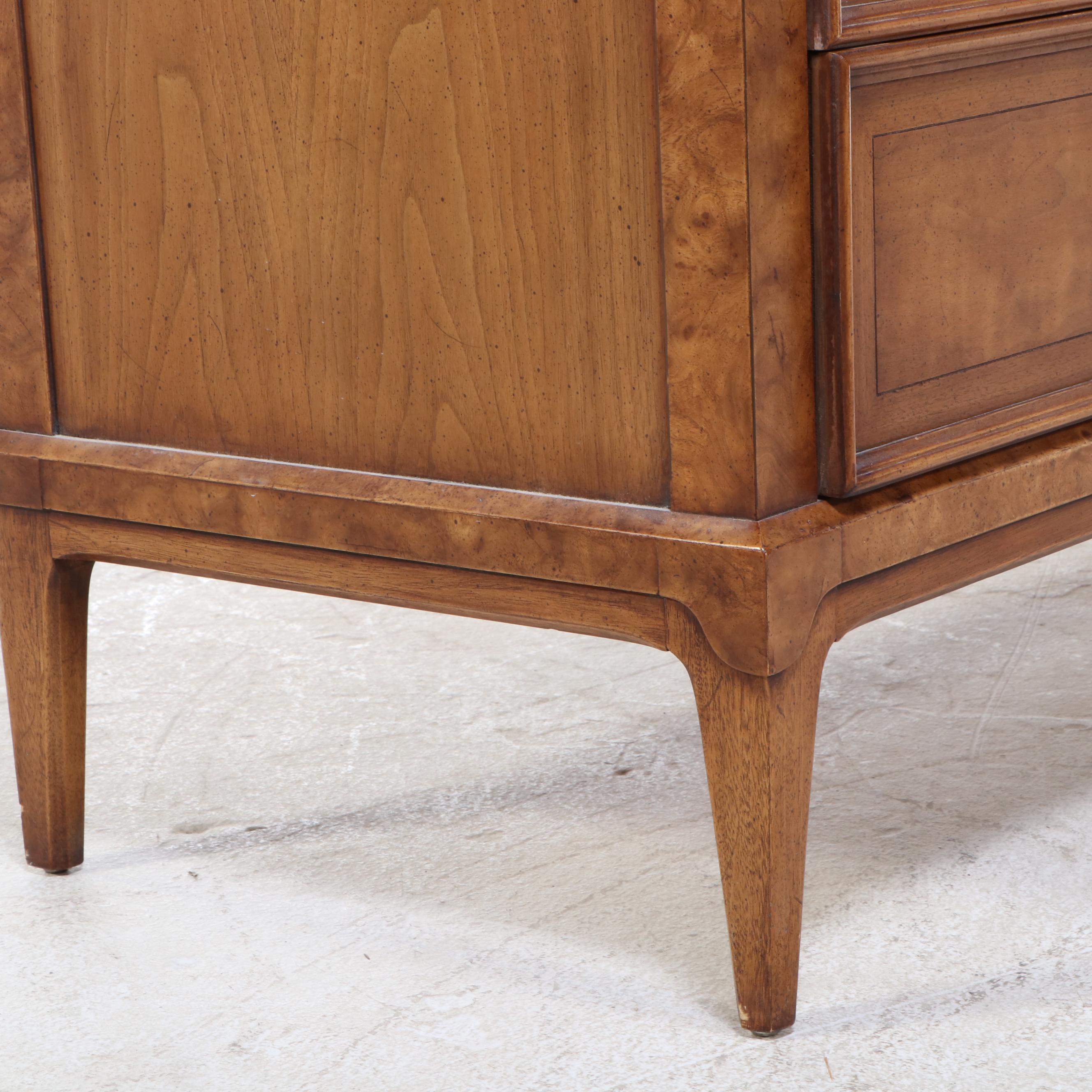 Henredon "Sequent" Walnut and Burlwood-Crossbanded Six-Drawer Dresser