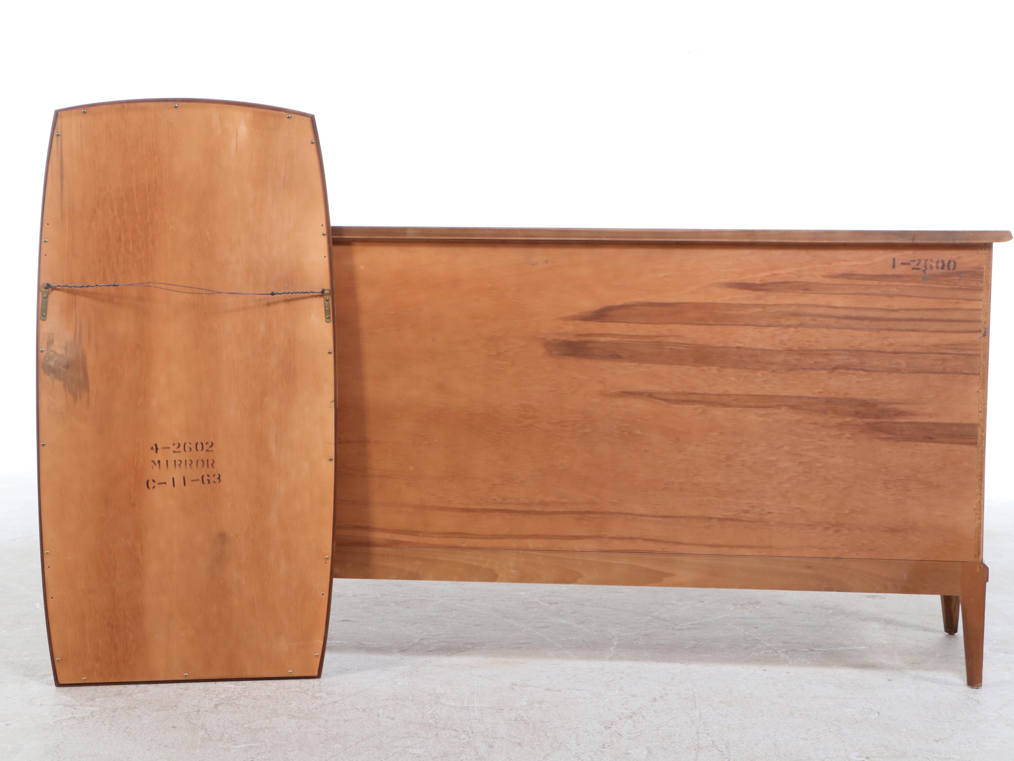 Henredon "Sequent" Walnut and Burlwood-Crossbanded Six-Drawer Dresser