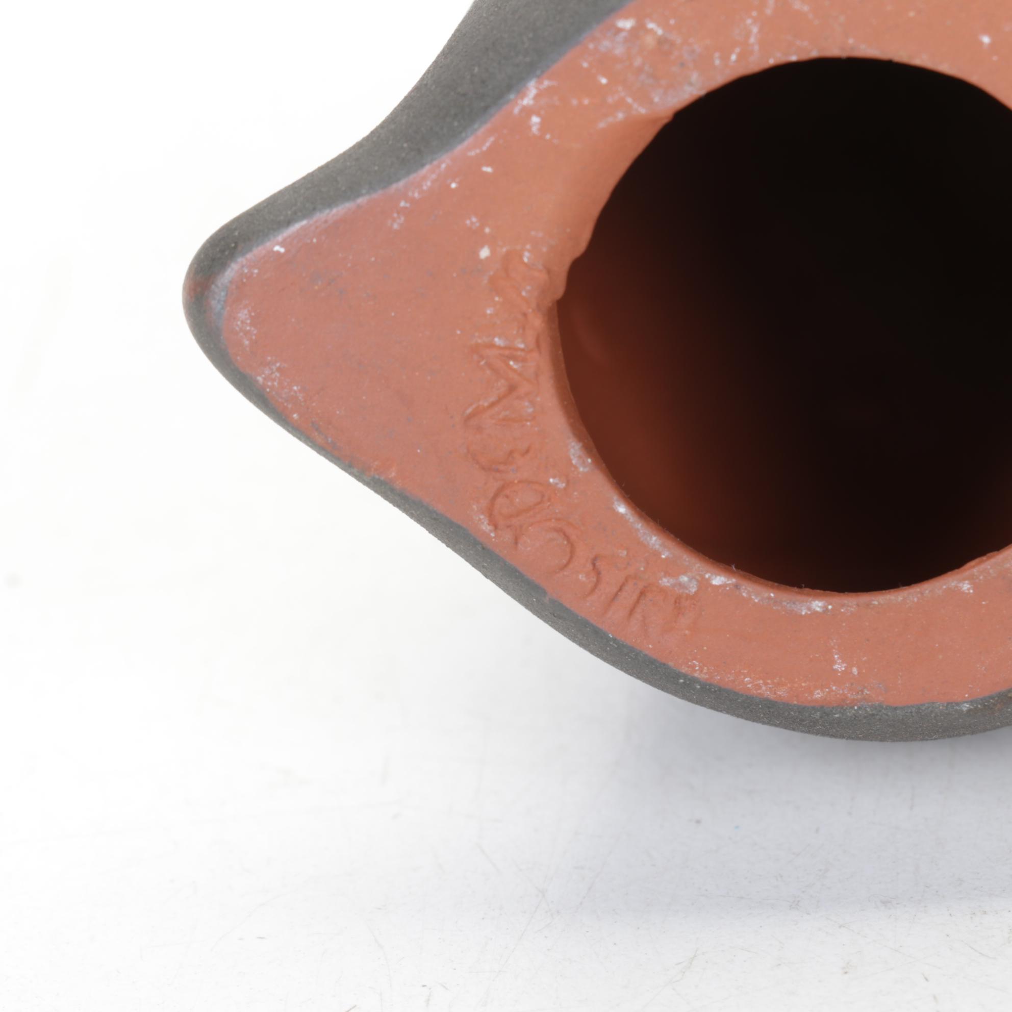 Nicodemus Ferro-Stone Duckling Figurines