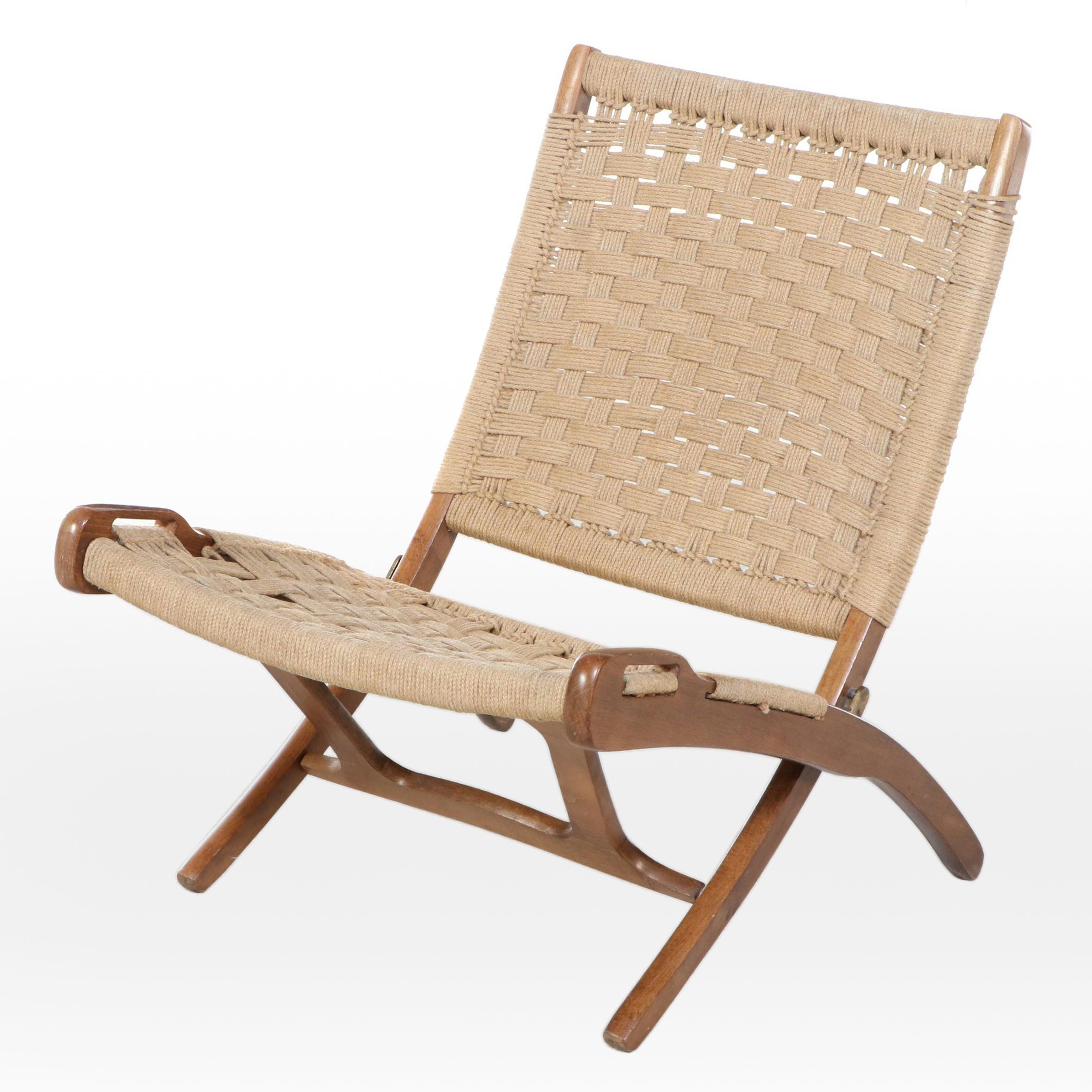 Mid Century Modern Beech and Rope Folding Lounge Chair, Manner of Hans Wegner