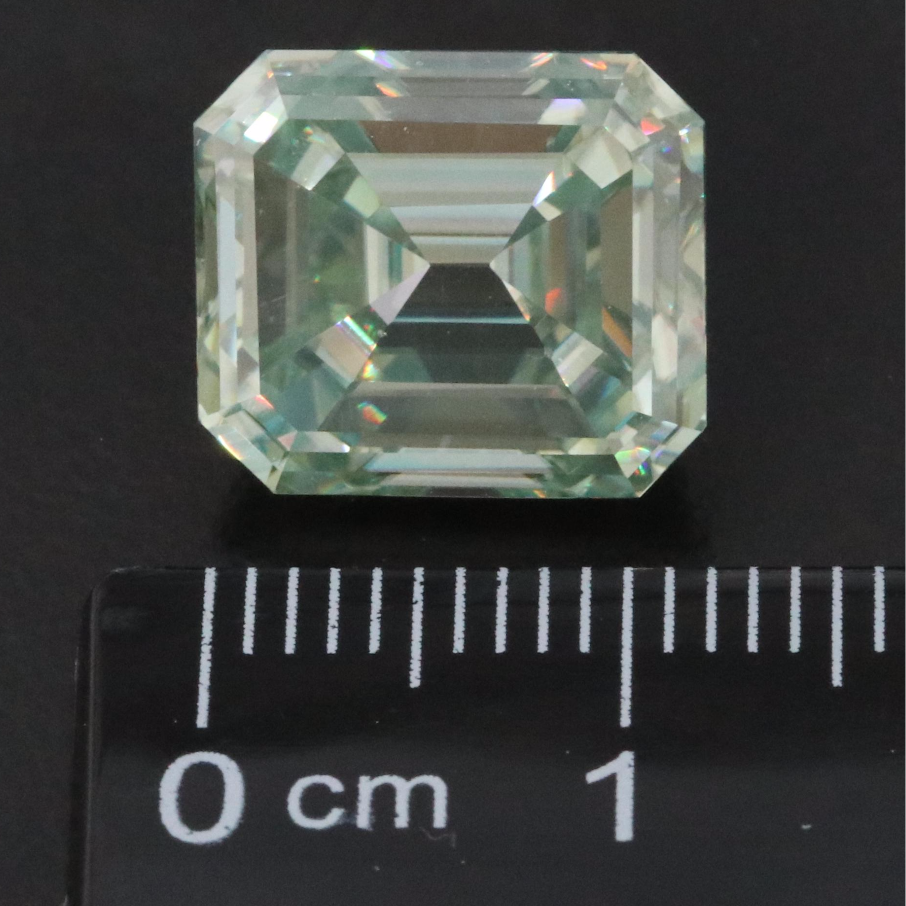 Loose 8.67 CT Moissanite