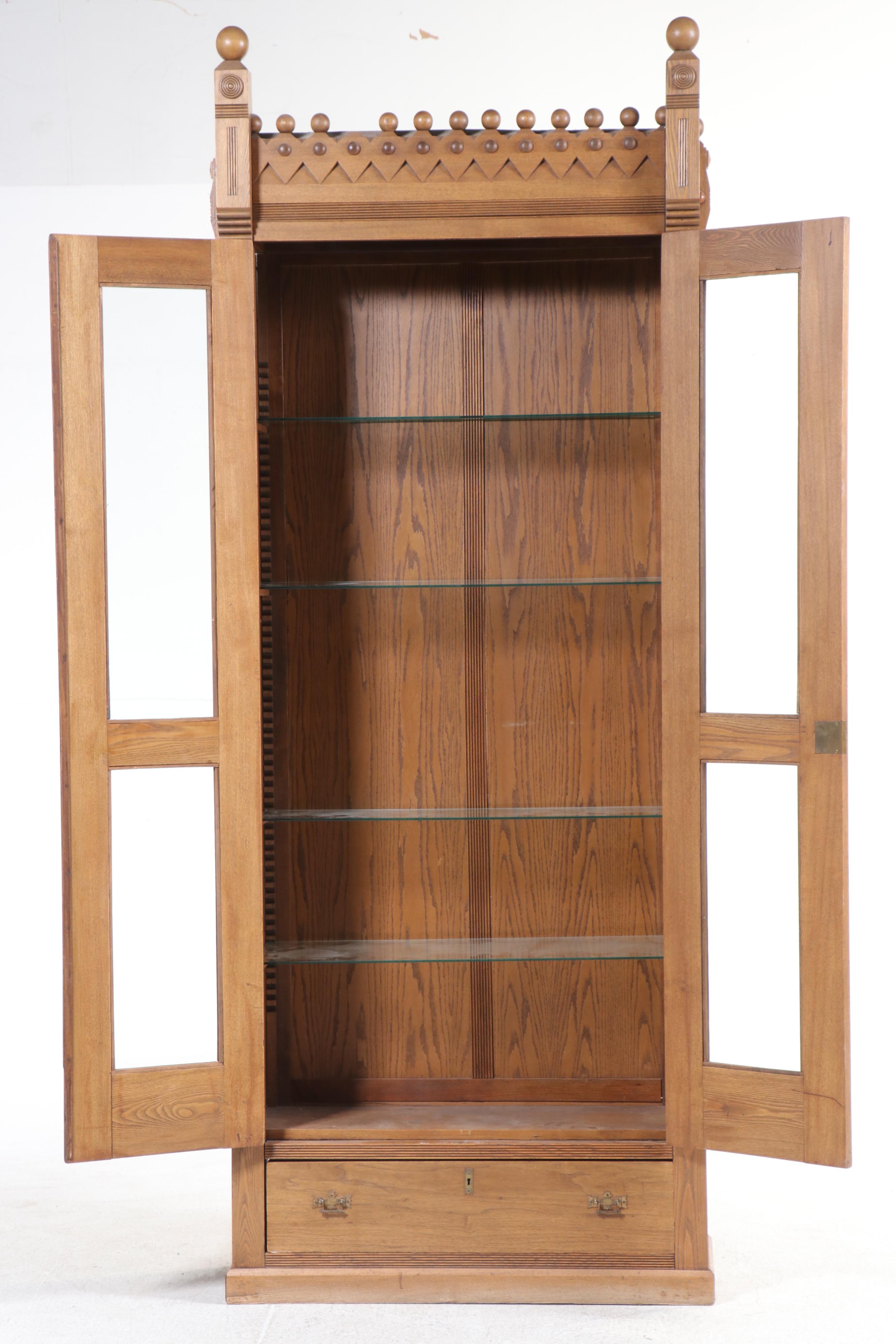 Eastlake Style Oak Illuminated Display Cabinet, 20th Century