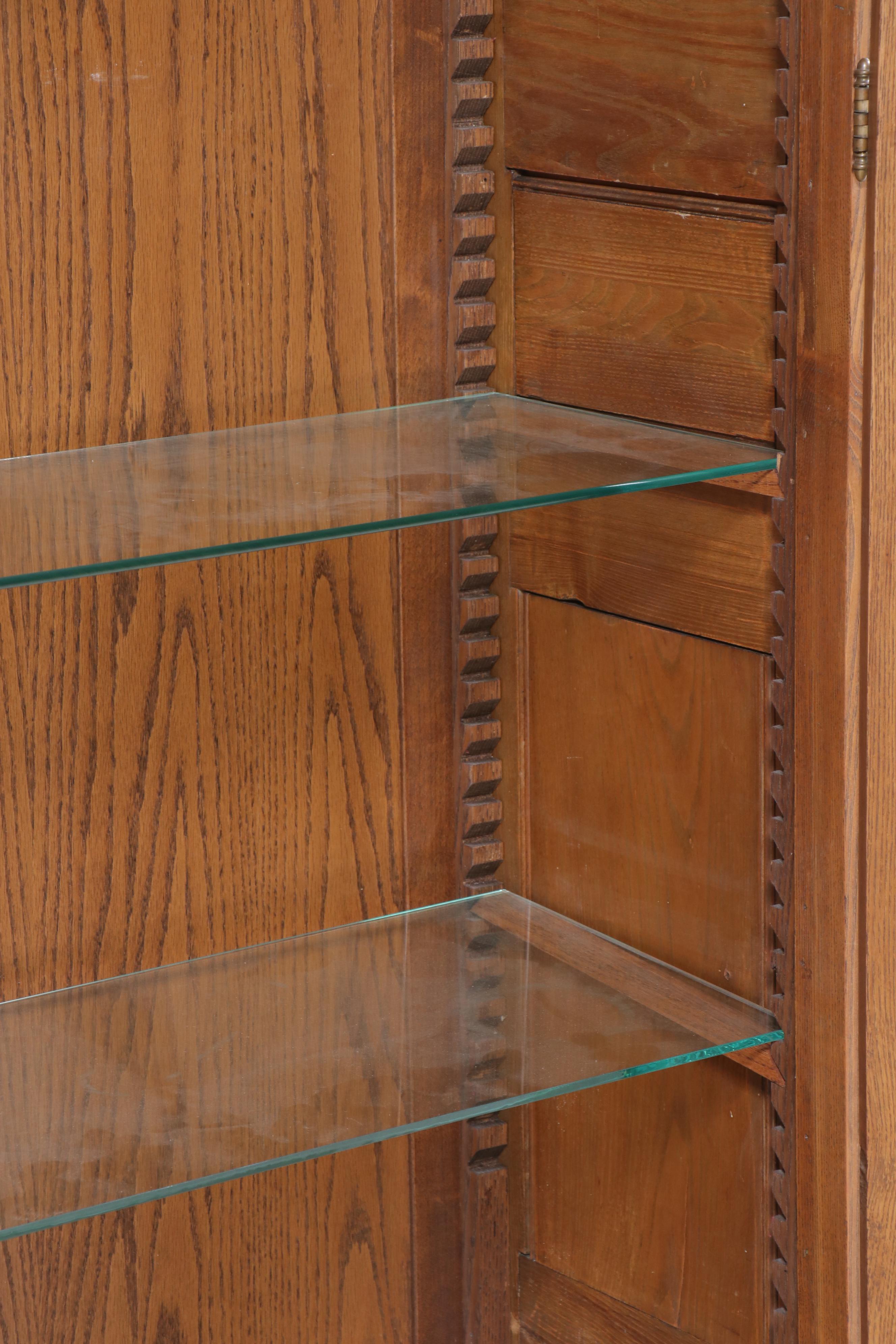 Eastlake Style Oak Illuminated Display Cabinet, 20th Century