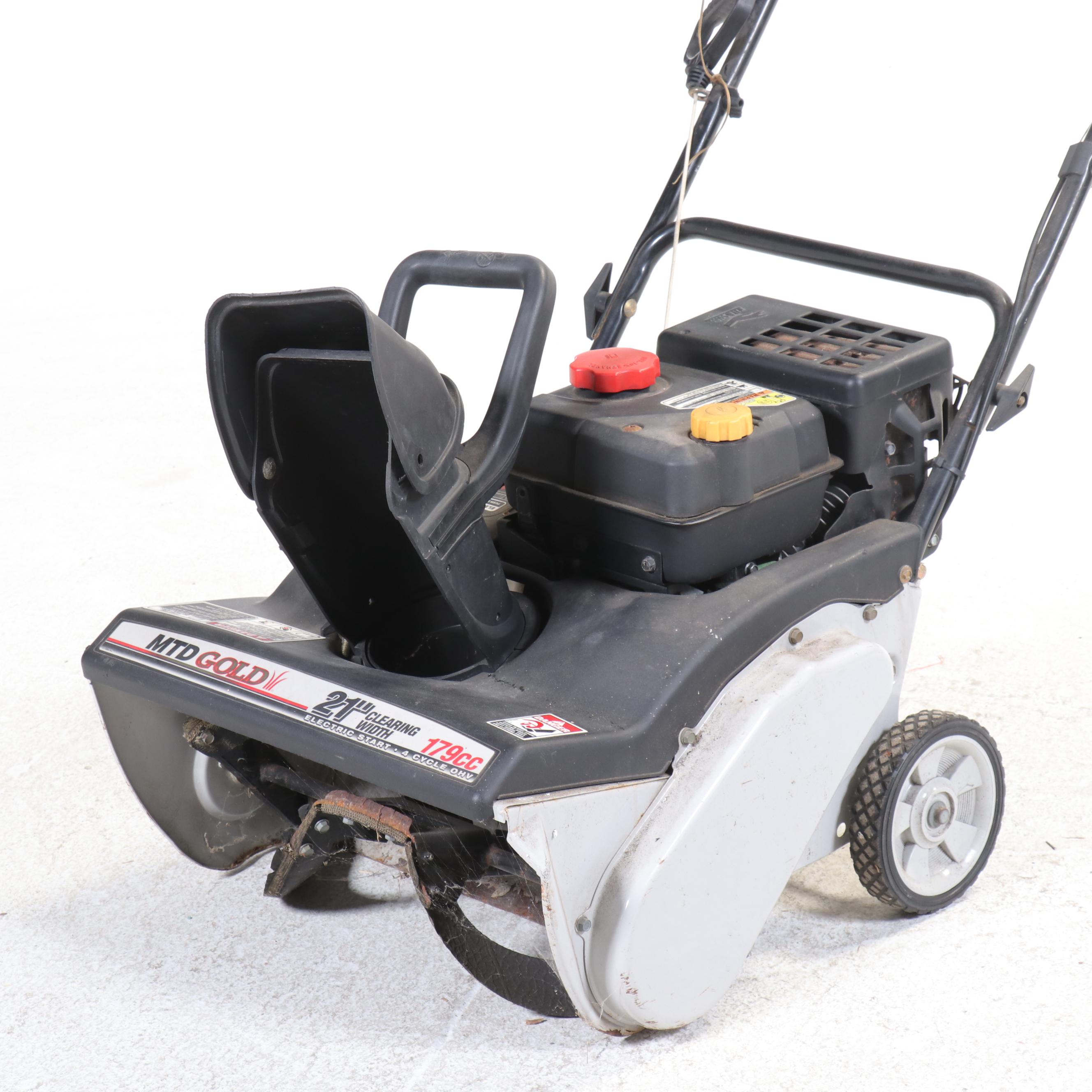 MTD Gold 21" Deck Gas-Powered Snow Blower