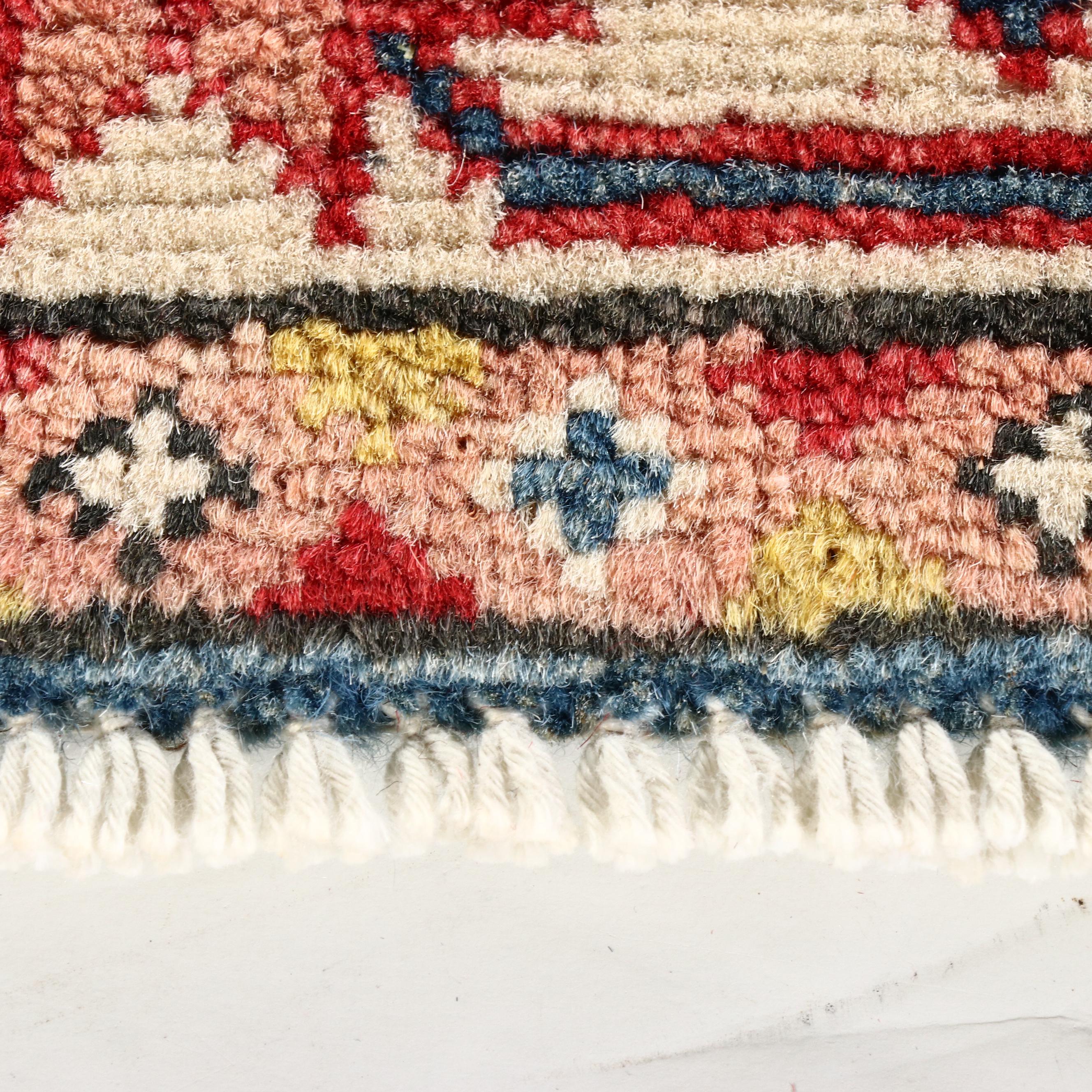 2' x 2'6 Hand-Knotted Pakistan Kazak Accent Rug