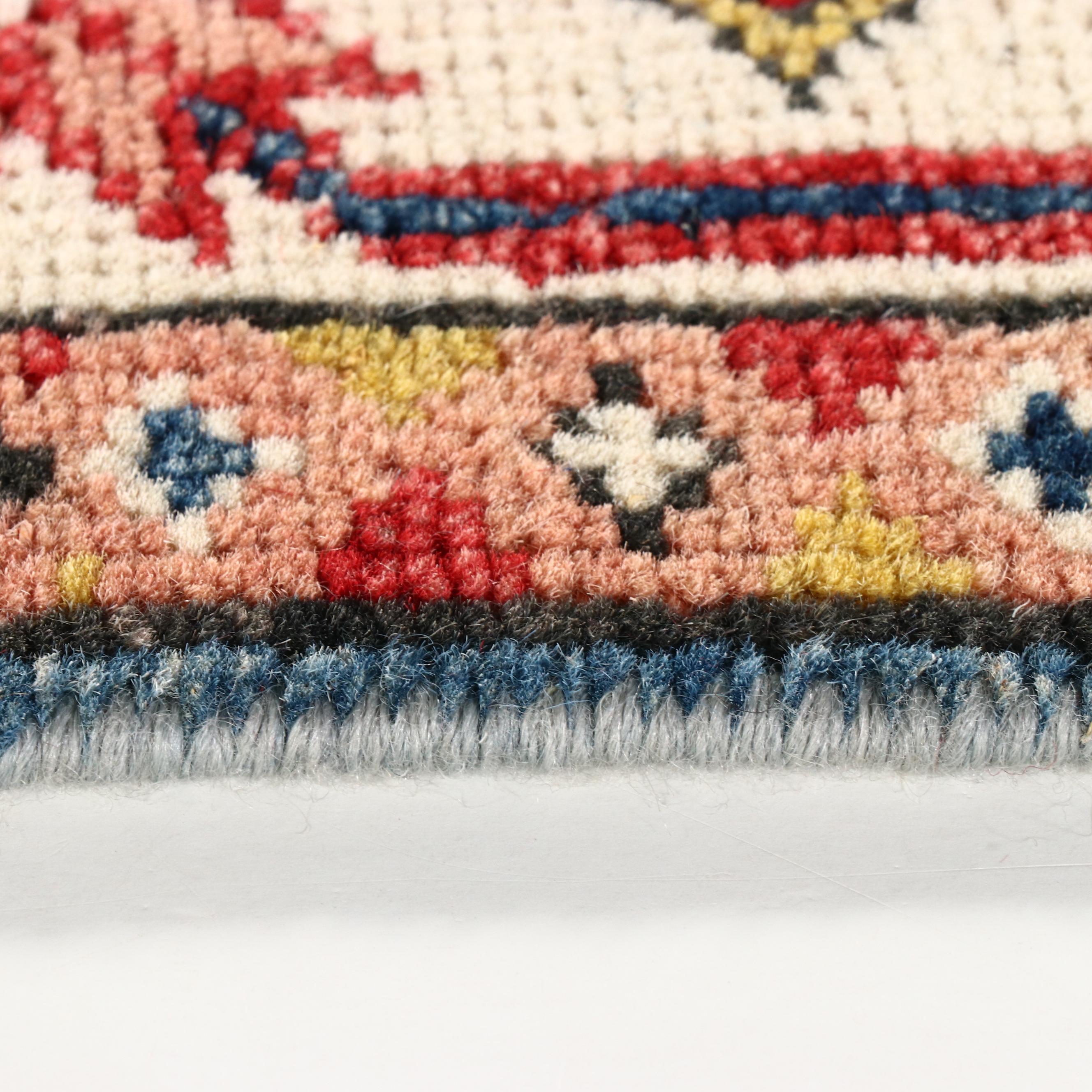 2' x 2'6 Hand-Knotted Pakistan Kazak Accent Rug