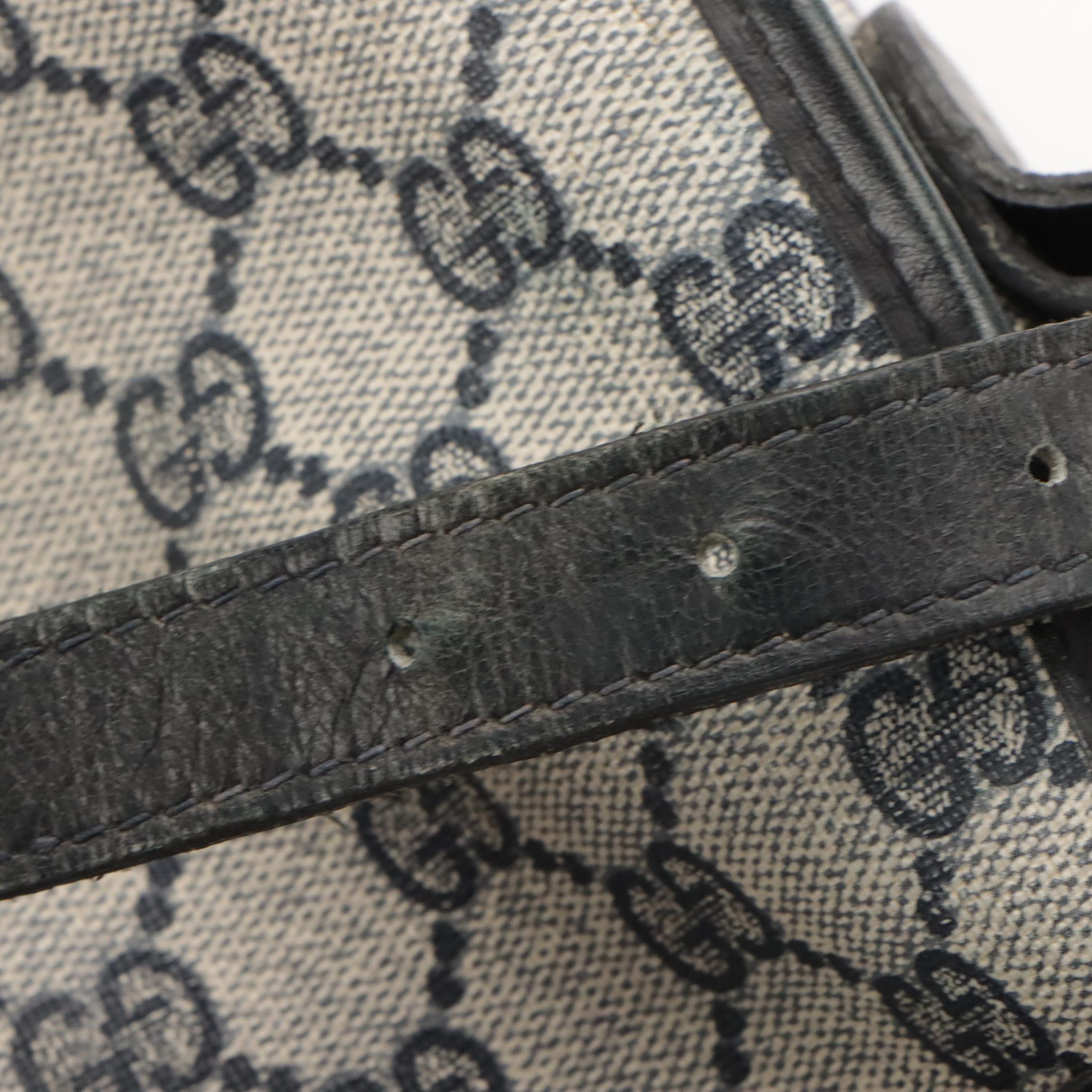 Gucci Boutique Crossbody in Navy Blue GG Supreme Canvas and Leather