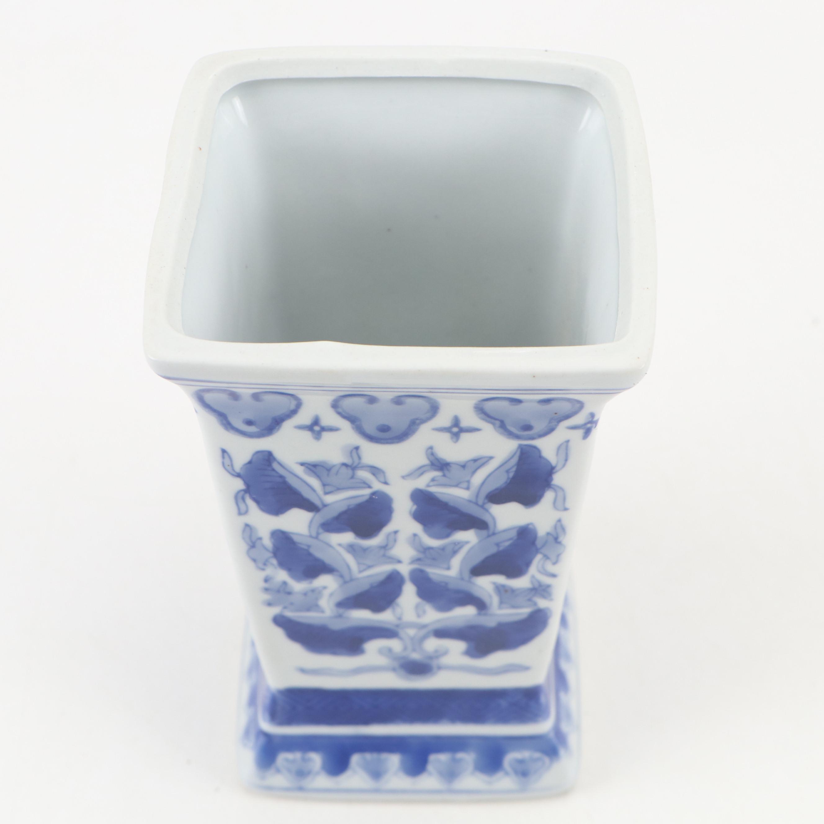 Chinese Porcelain Blue and White Vases