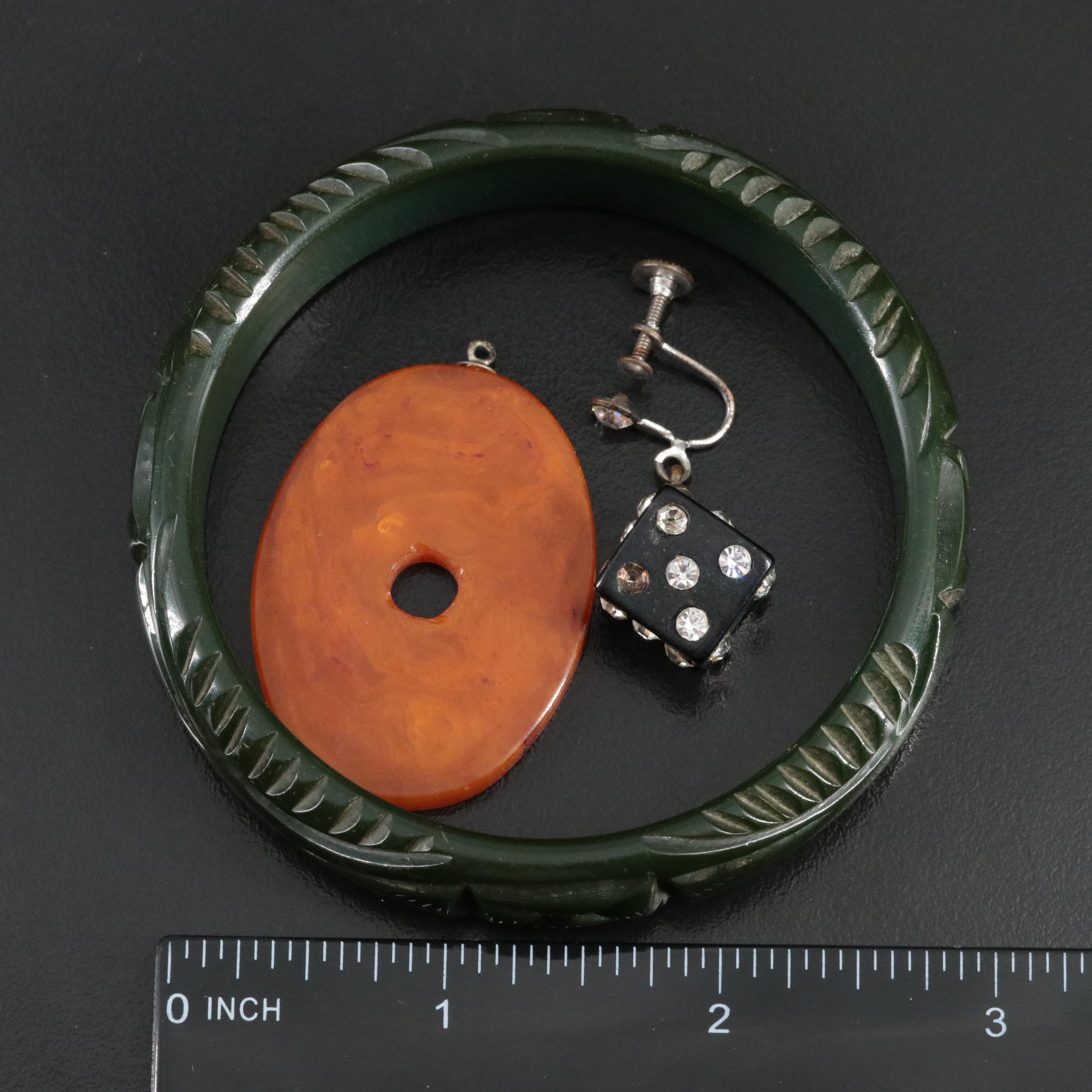 Vintage Jewelry Collection Featuring Bakelite