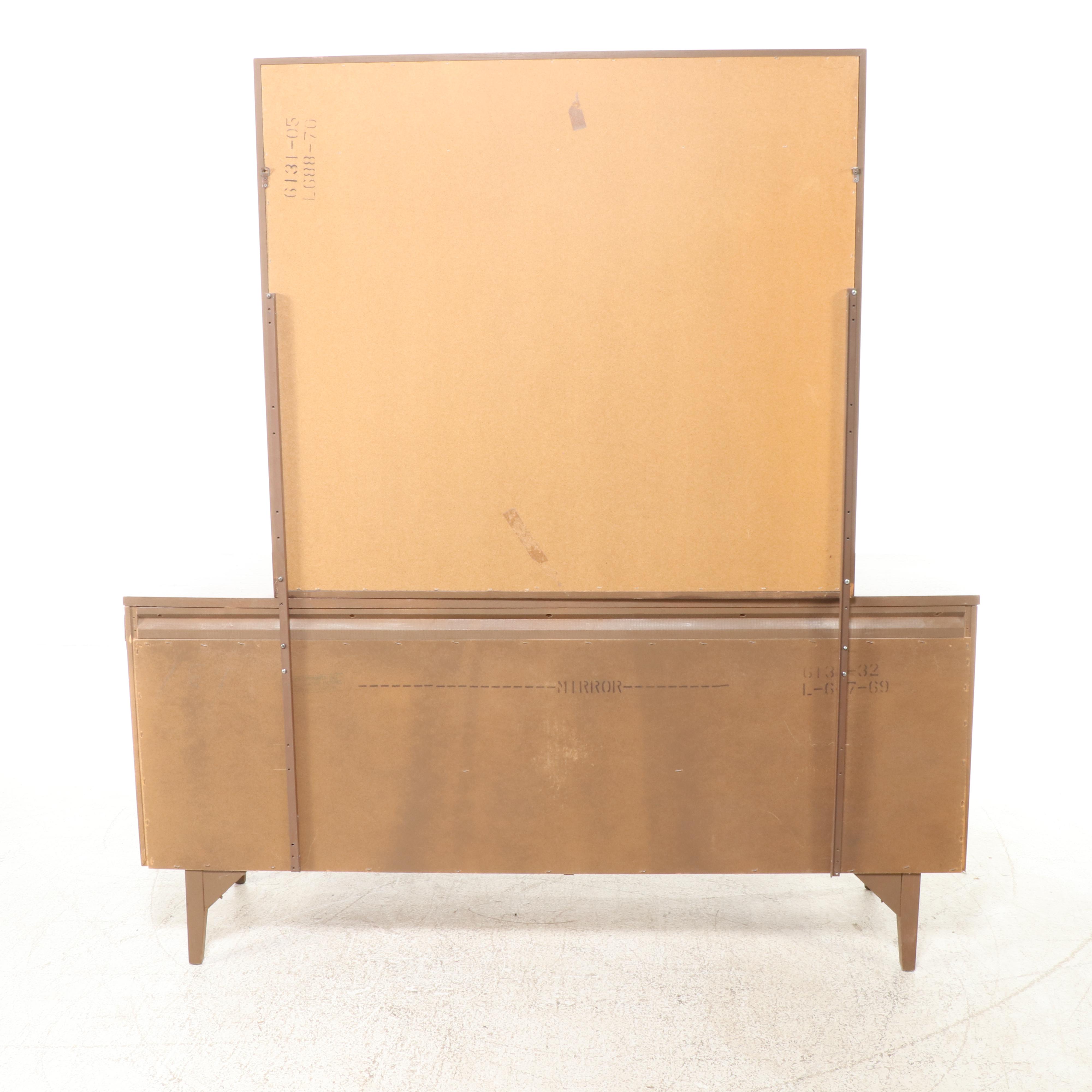 Broyhill Premier Mid Century Modern "Brasilia" Walnut Dresser, Mid-20th Century