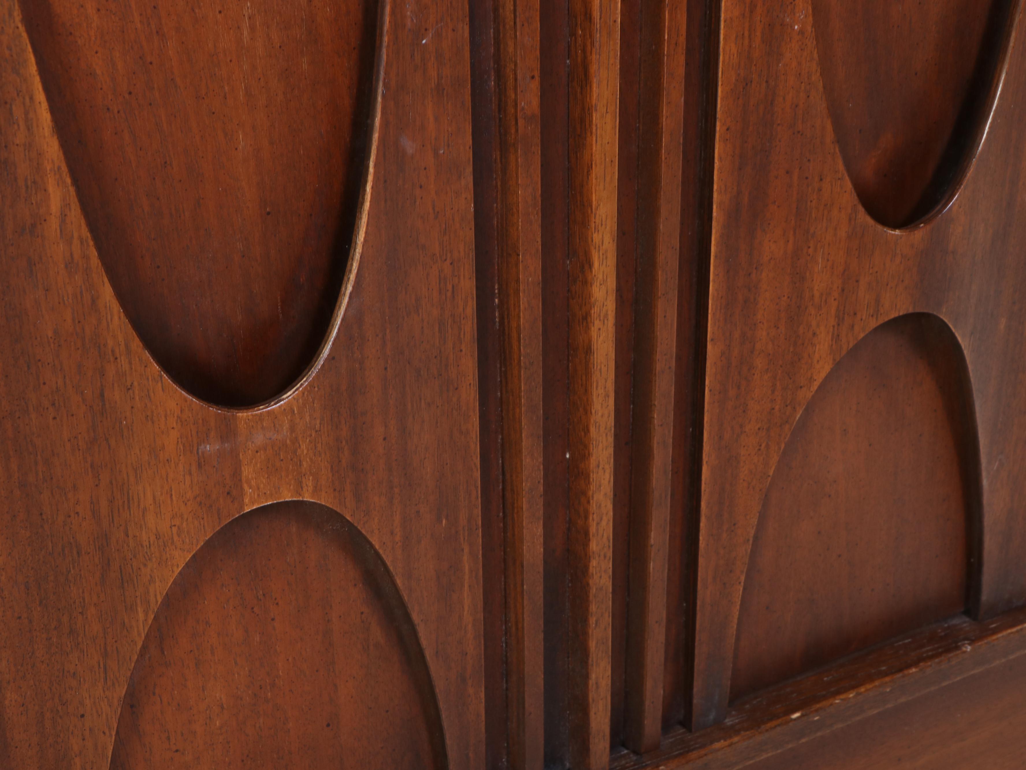 Broyhill Premiere Mid Century Modern Style "Brasilia" Walnut Wardrobe