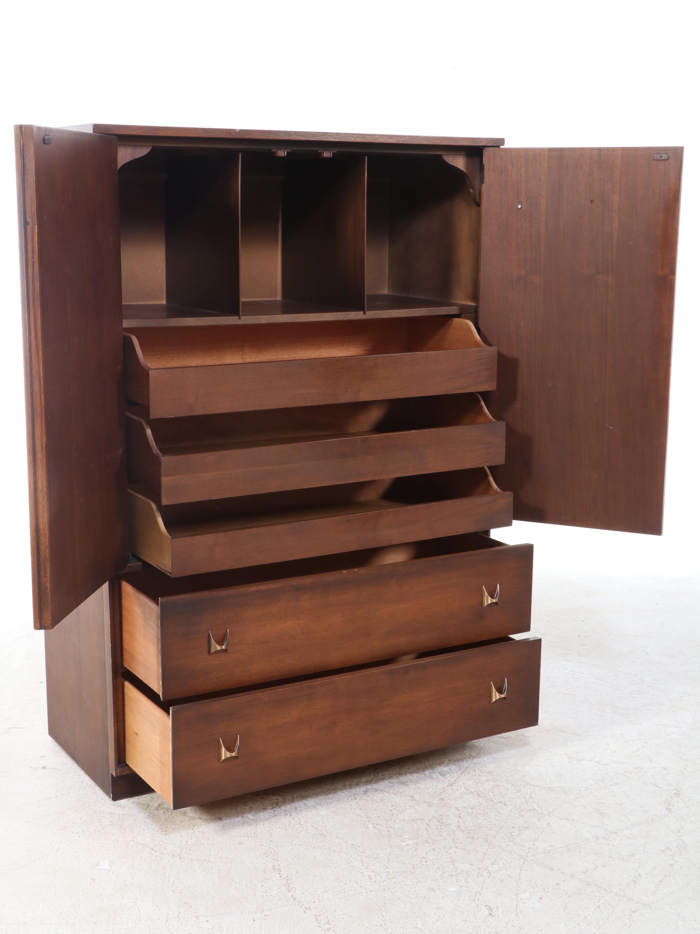 Broyhill Premiere Mid Century Modern Style "Brasilia" Walnut Wardrobe