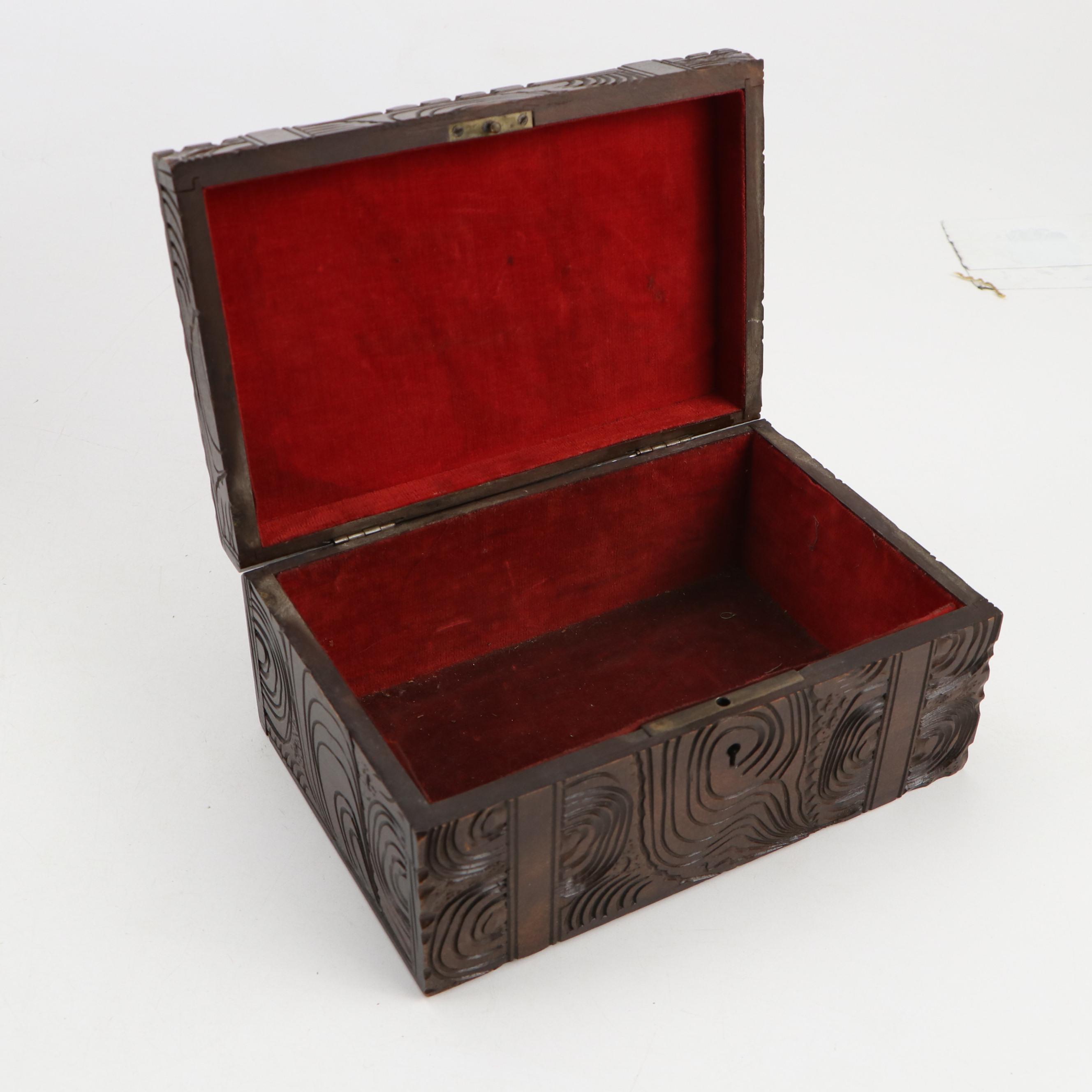 Enkeboll Designs Wooden Corbels with Other Carved Wood Box