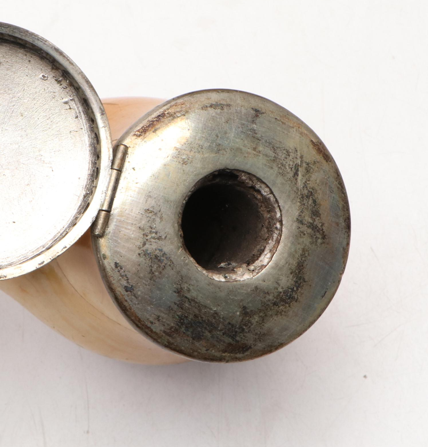 Duk-It Humidor, Meerschaum Pipes, Embossed Alligator Cigarette Case