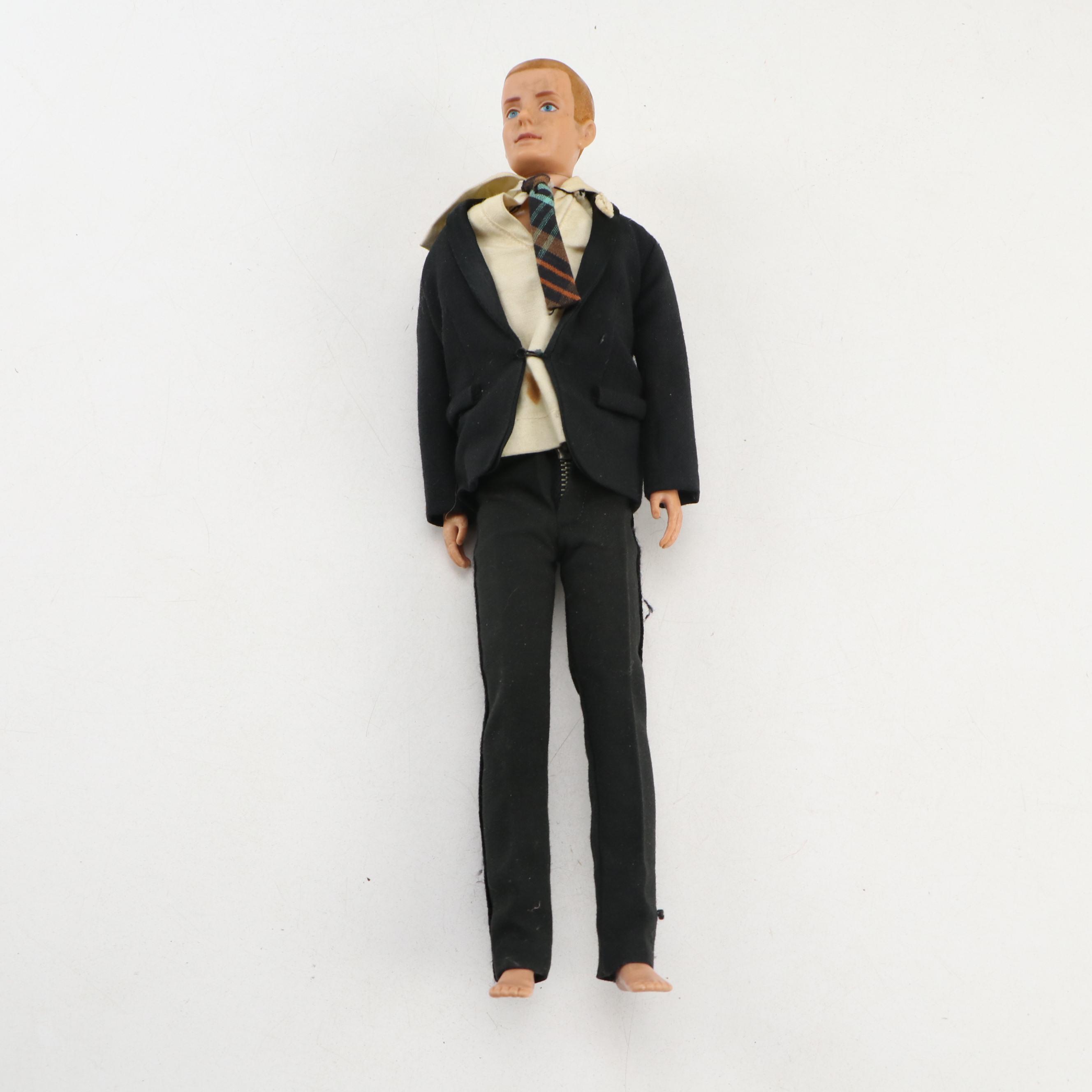 Mattel "Skipper" and "Ken" Carrying Cases, Dolls, Clothing and Accessories, 1963