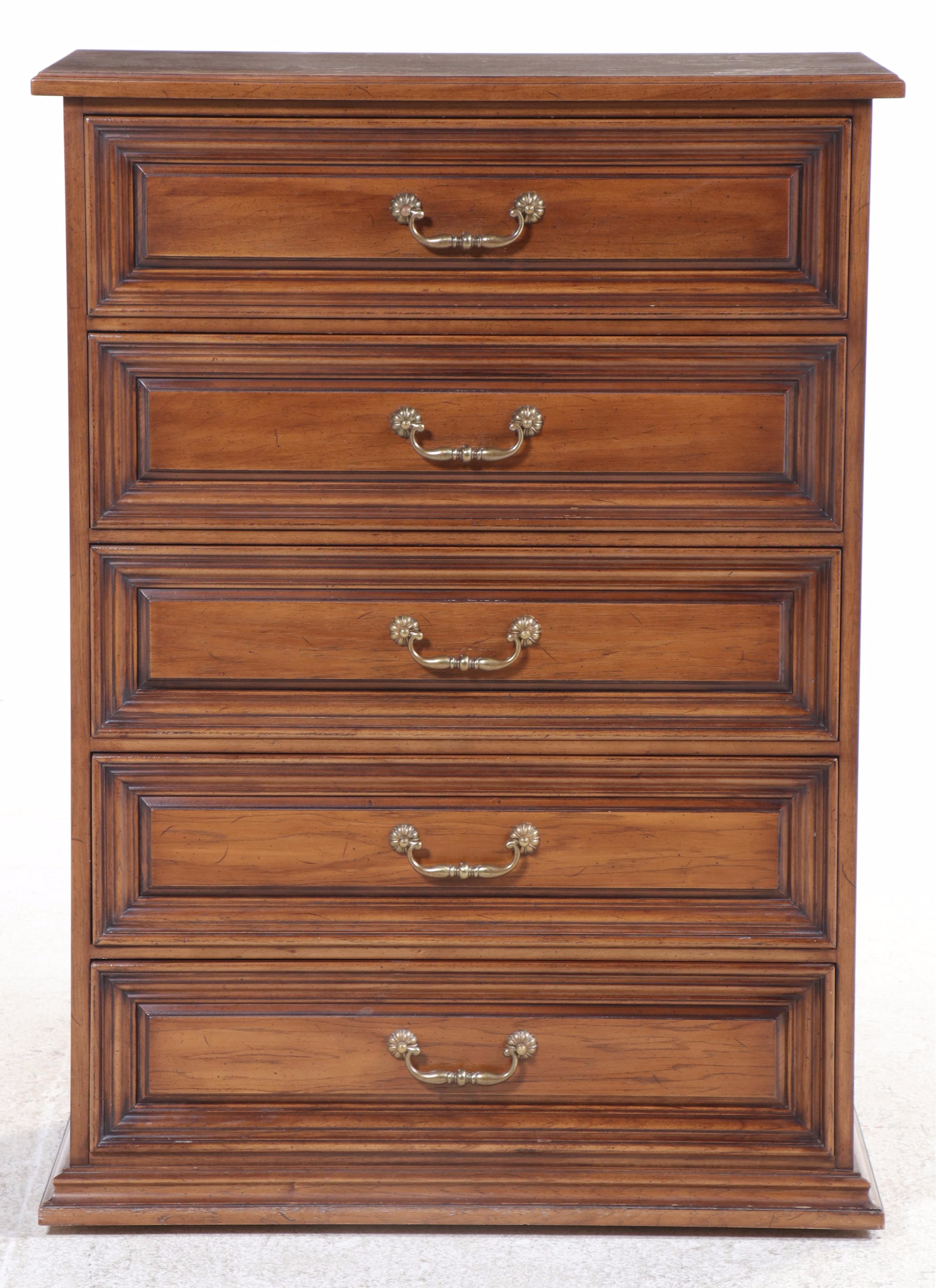 Henredon French Provincial Style Oak Five-Drawer Chest