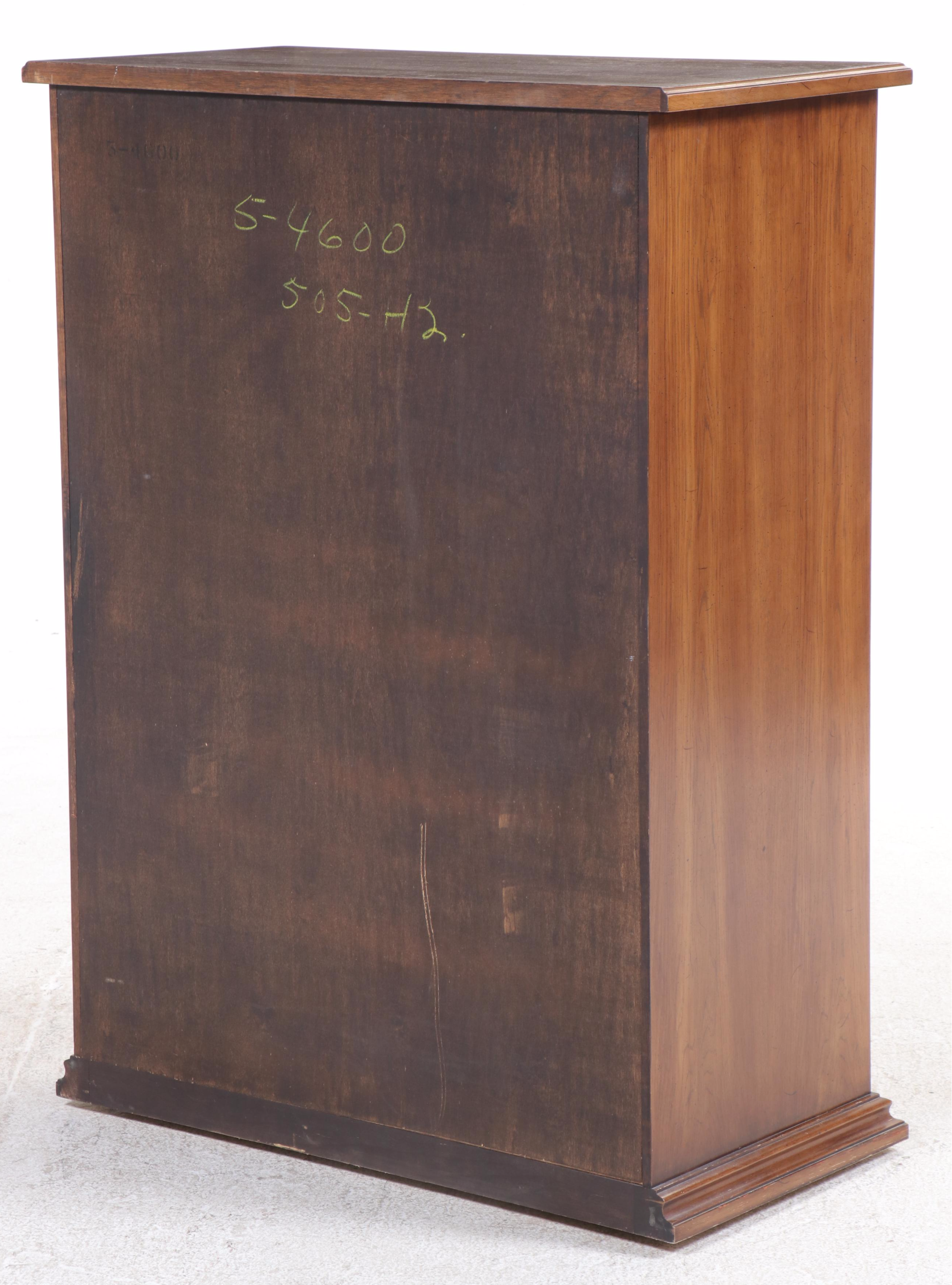 Henredon French Provincial Style Oak Five-Drawer Chest