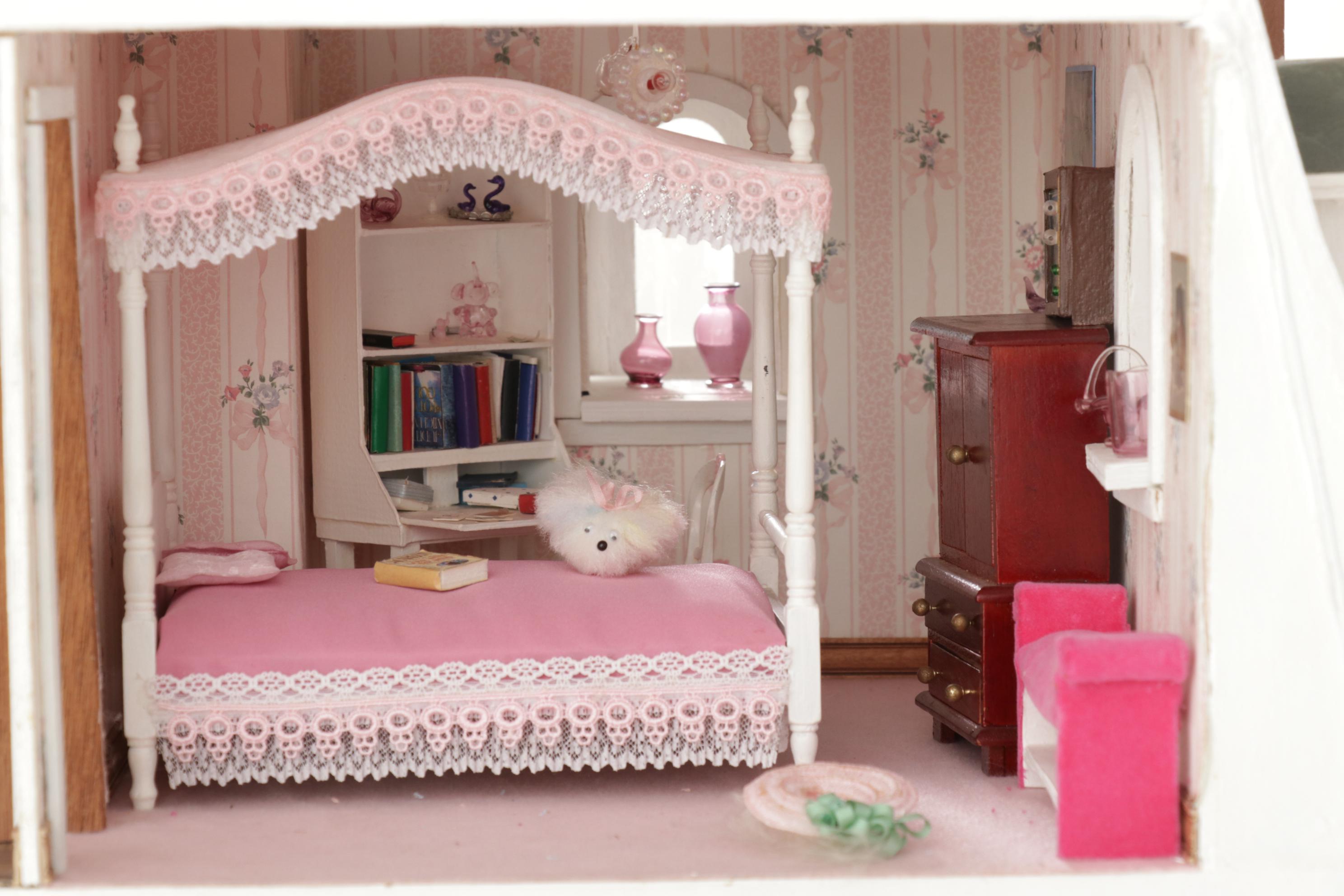 Greenleaf Lighted Victorian Style "Beacon Hill" Doll House with Furnished Rooms