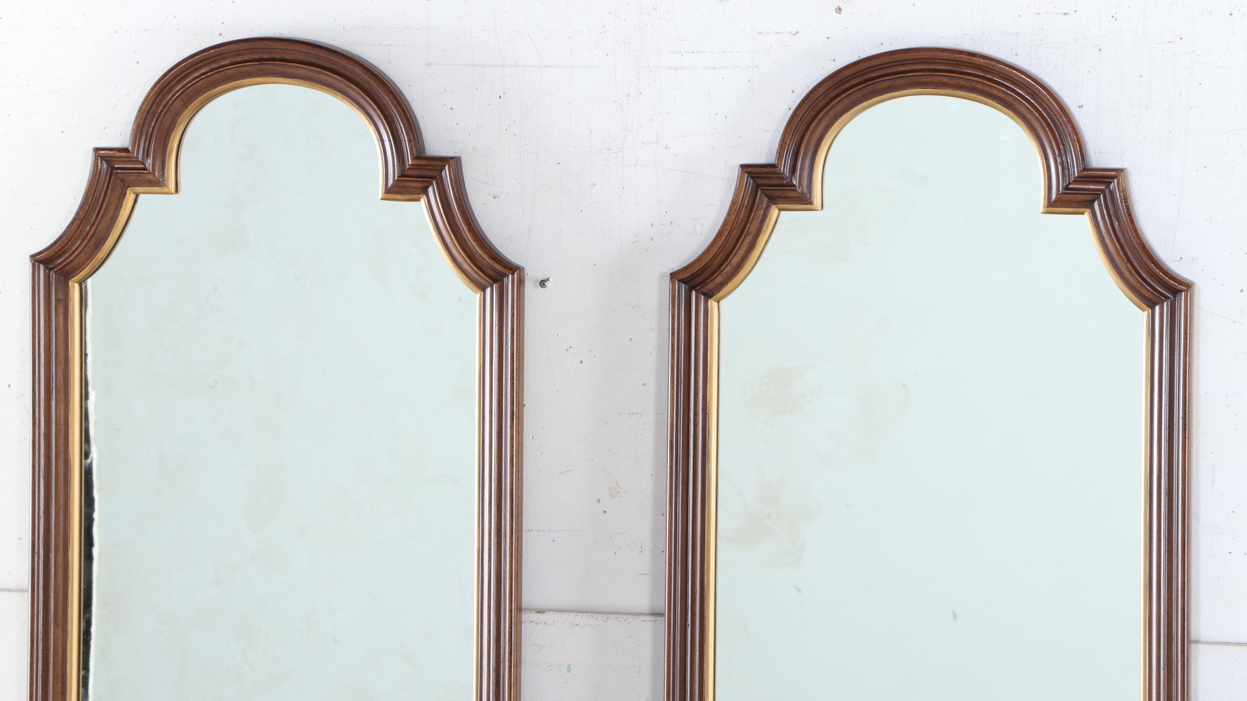 Pair of Henredon Oak Dressing Tables with Mirrors, Late 20th Century