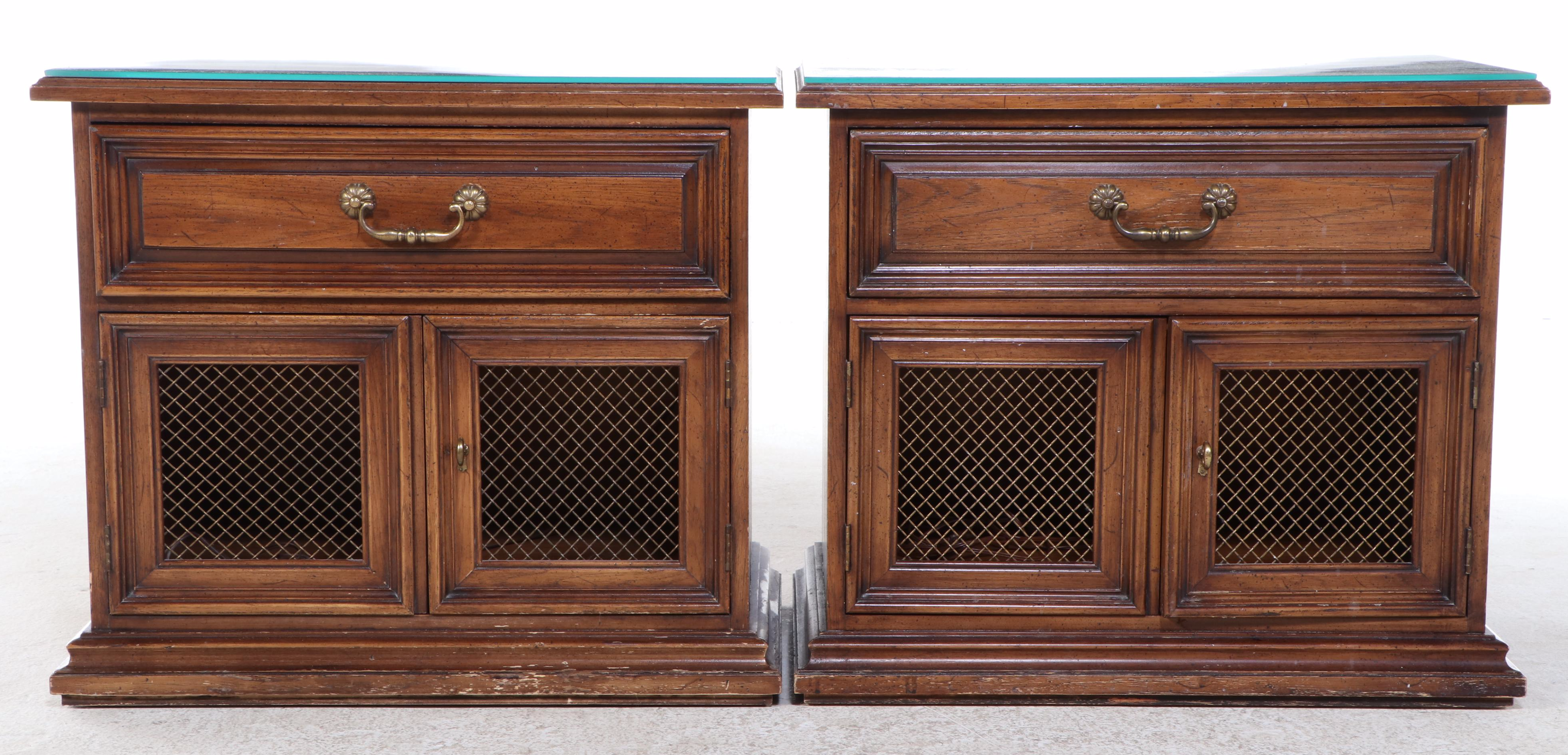 Pair of Henredon Oak Dressing Tables with Mirrors, Late 20th Century