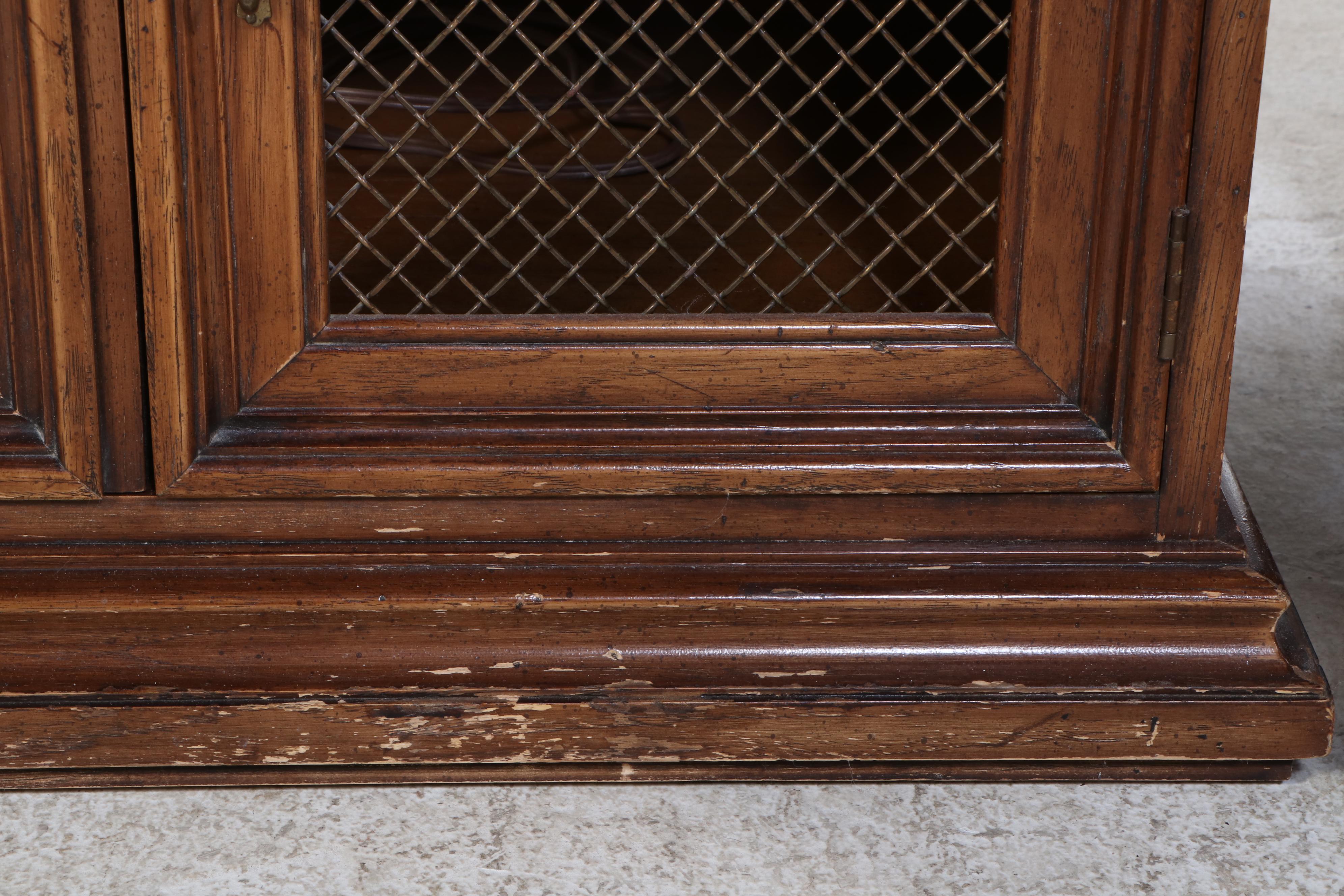Pair of Henredon Oak Dressing Tables with Mirrors, Late 20th Century