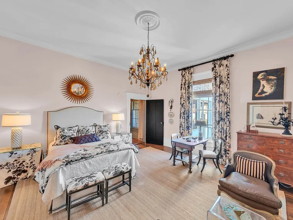 Contemporary Custom Upholstered Queen Size Headboard with Floral Bedding Set