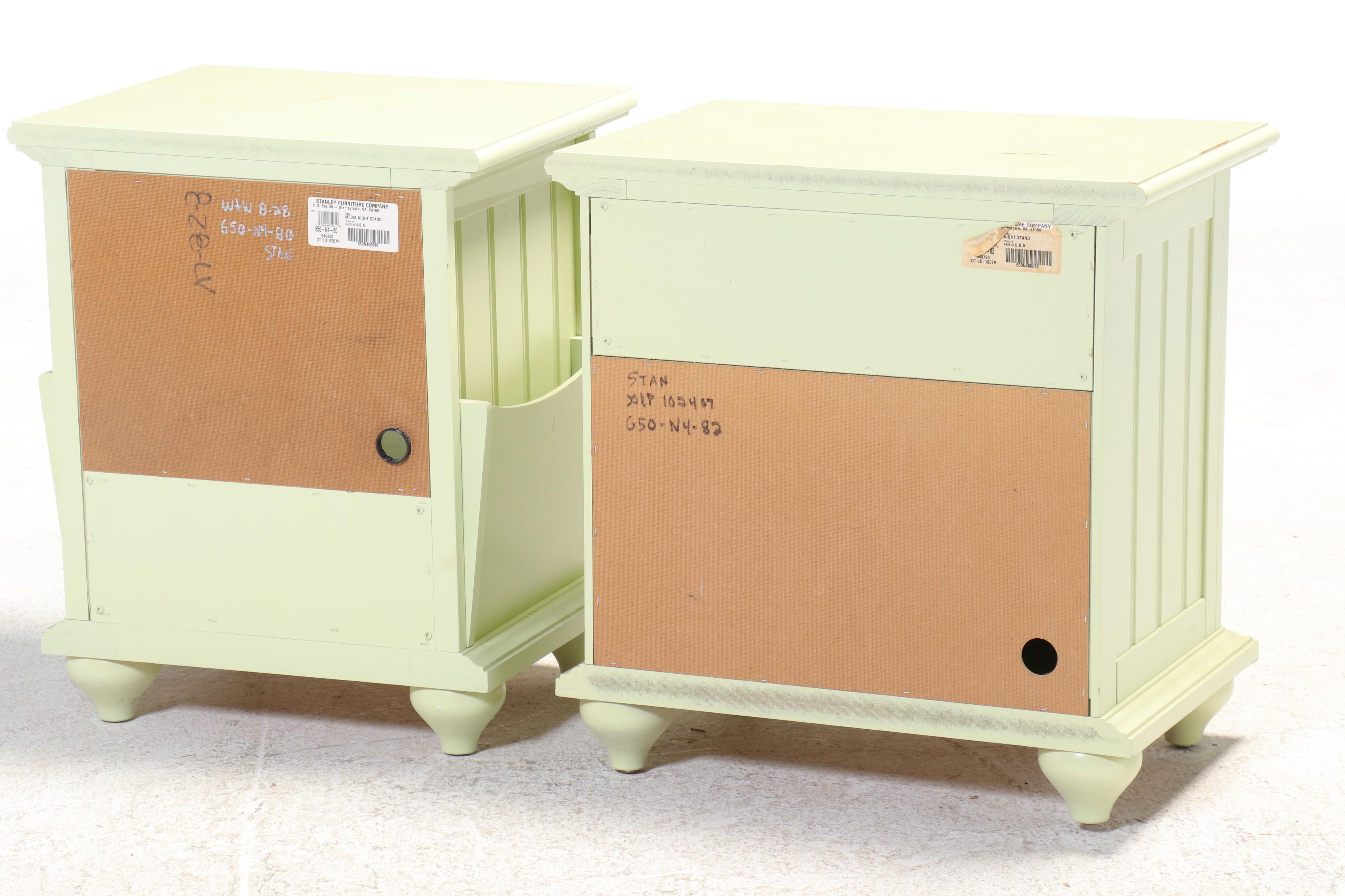 Young America by Stanley Furniture Contemporary Green Painted Wood Bedroom Set