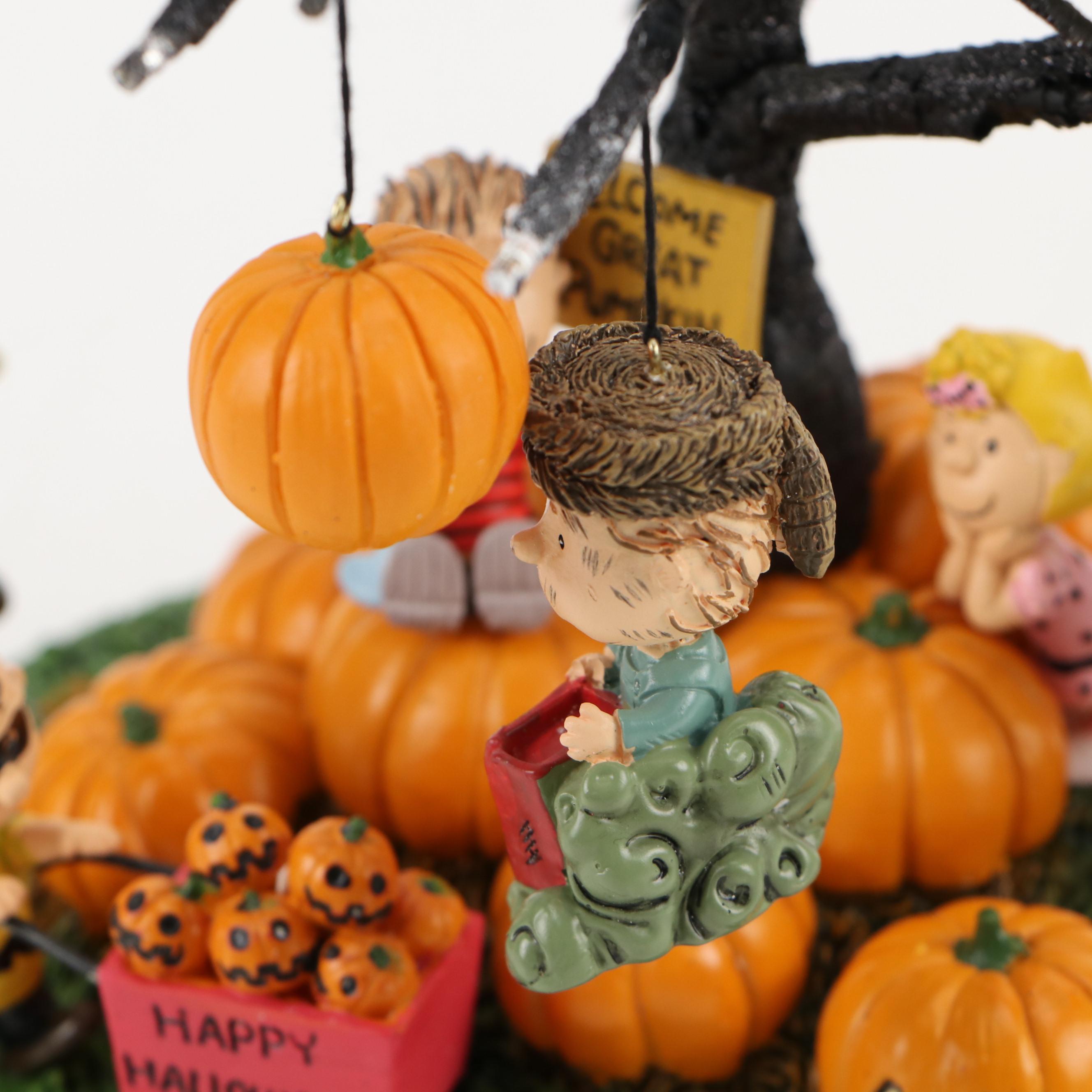 Bradford Exchange Peanuts "It's the Great Pumpkin" Illuminated Halloween Tree