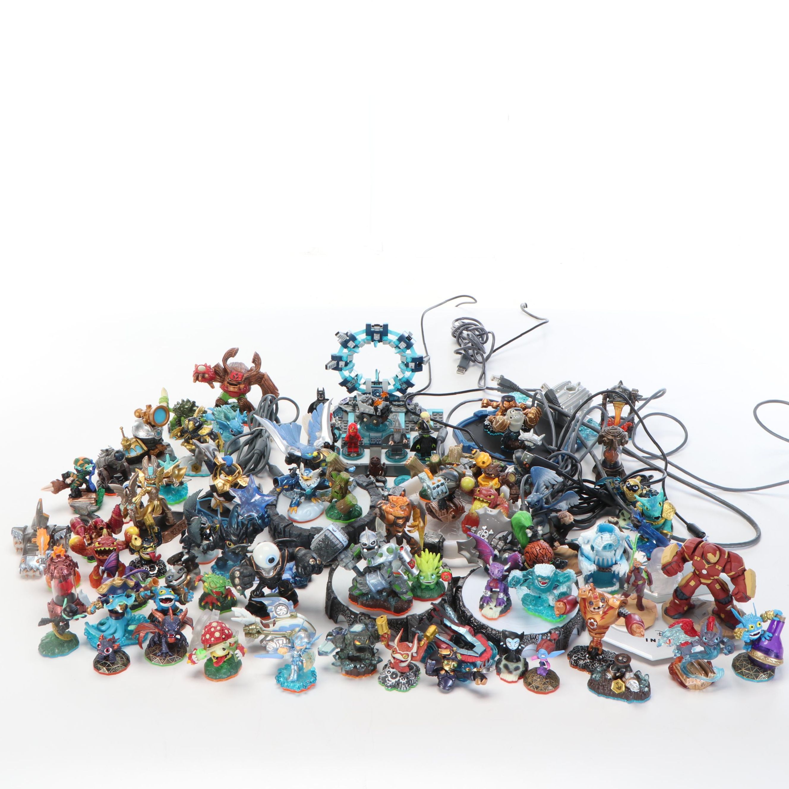 "Skylanders" Figures and Accessories for Nintendo Wii