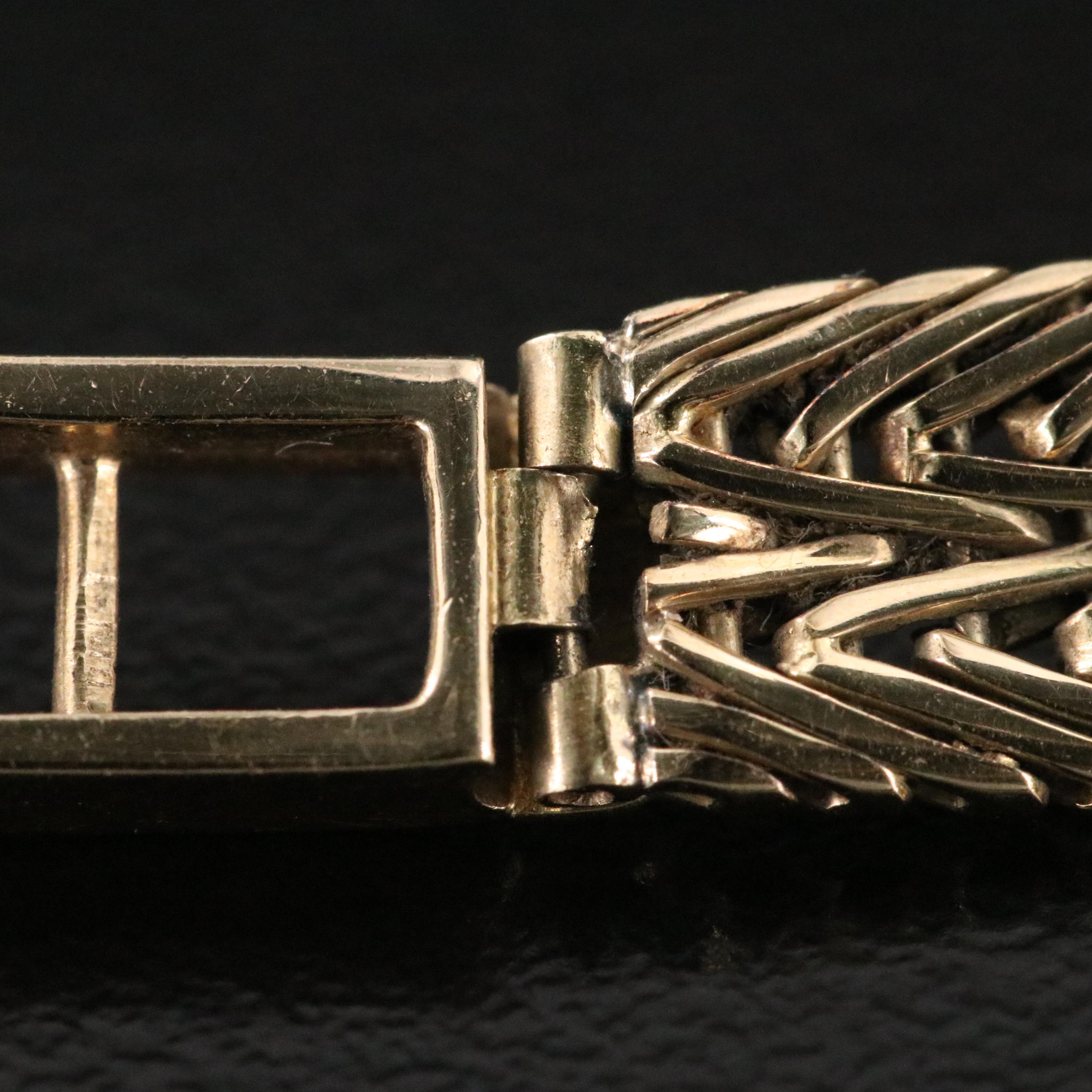 Vintage 14K Rolex Custom Band Stem Wind Watch