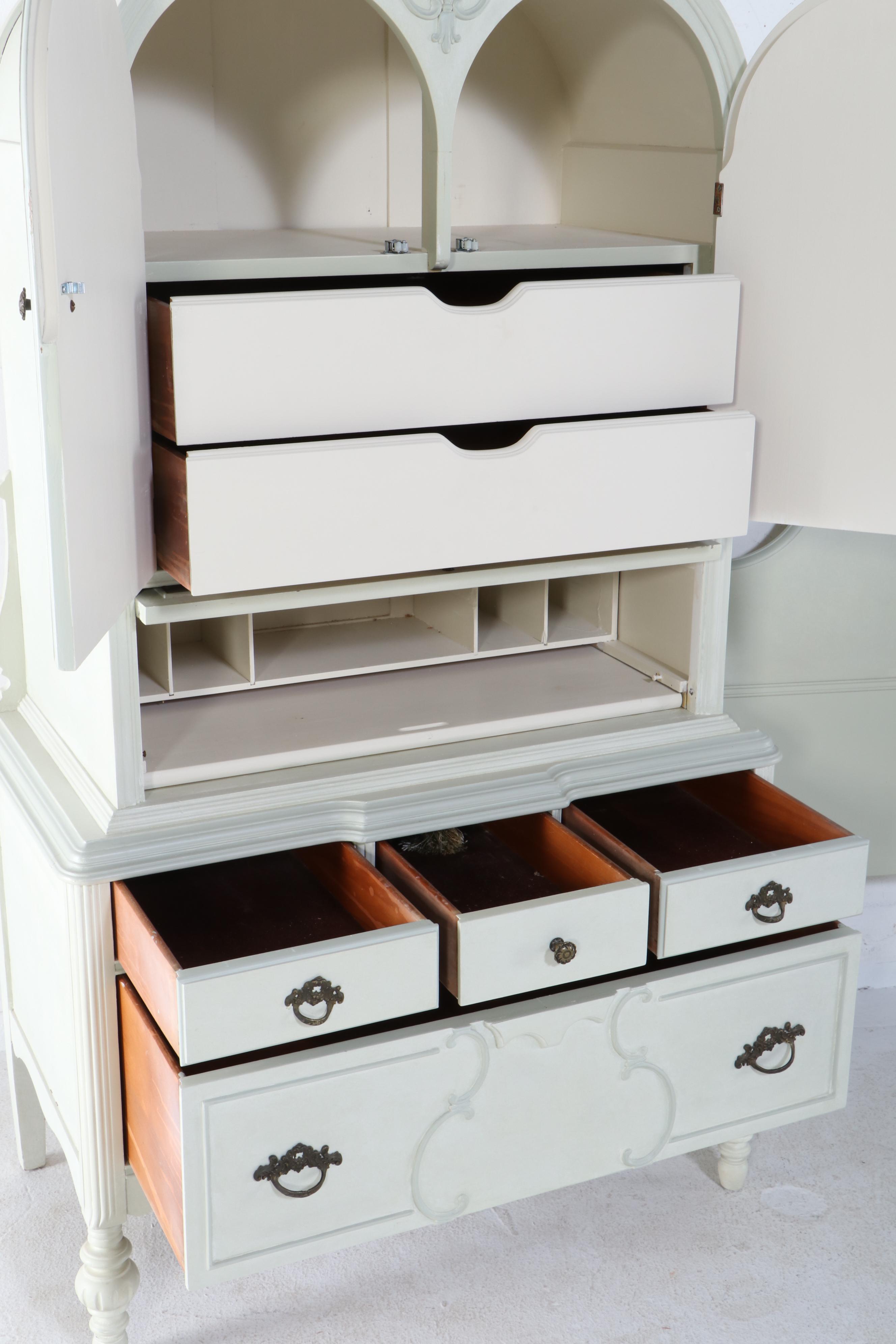 Three-Piece Painted Art Deco Style Bedroom Suite with Storage Ottoman