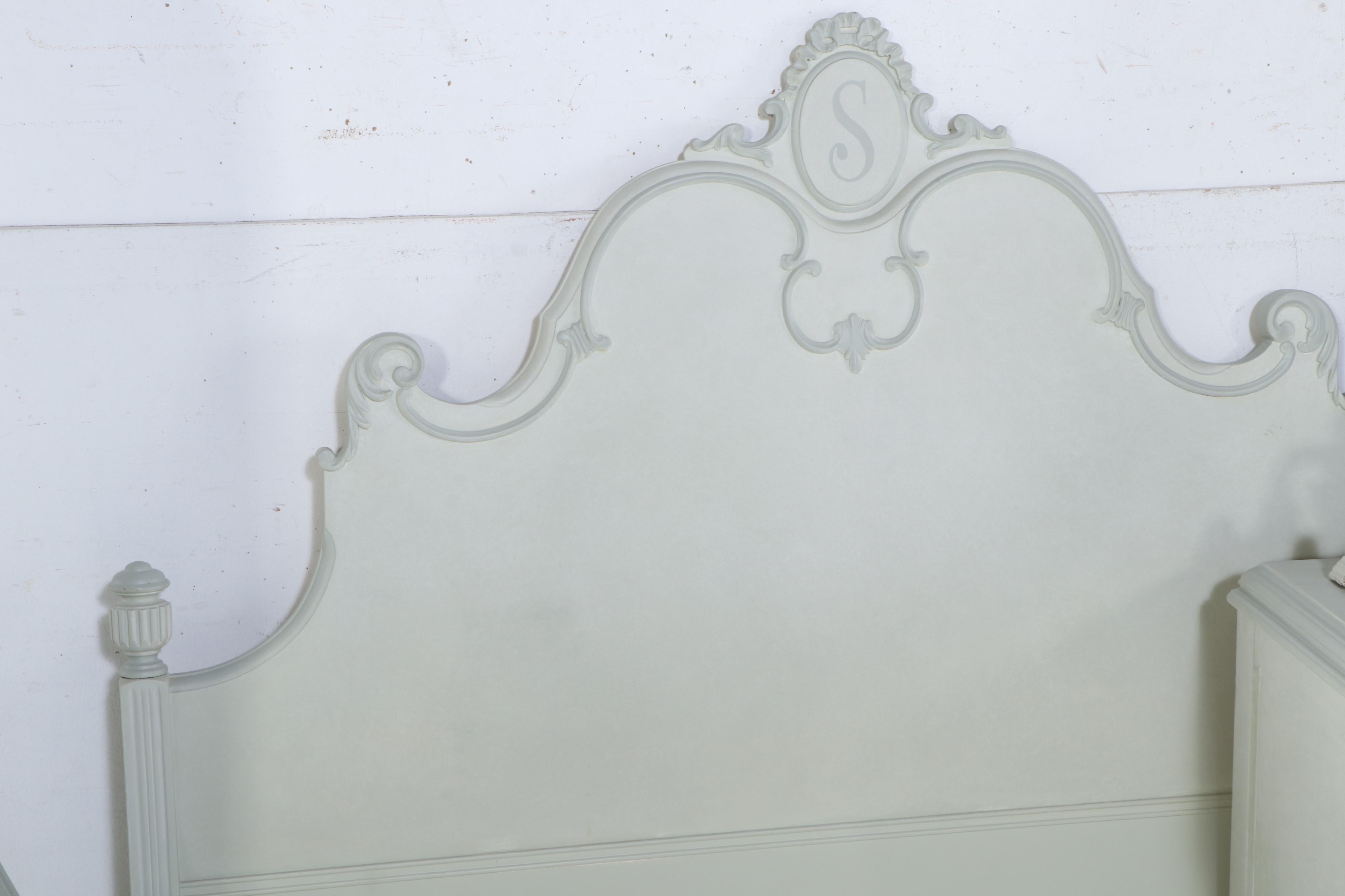 Three-Piece Painted Art Deco Style Bedroom Suite with Storage Ottoman