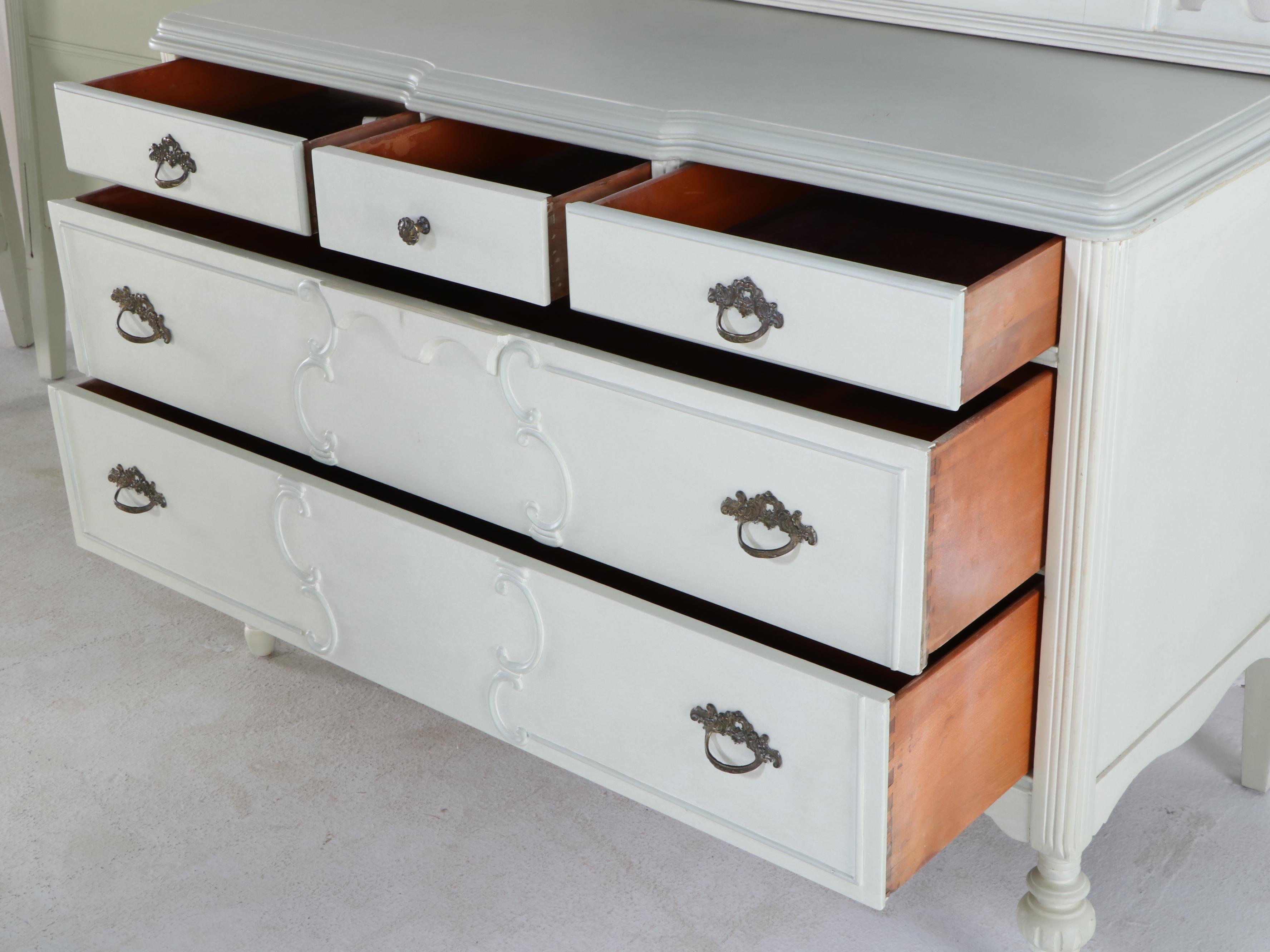 Three-Piece Painted Art Deco Style Bedroom Suite with Storage Ottoman