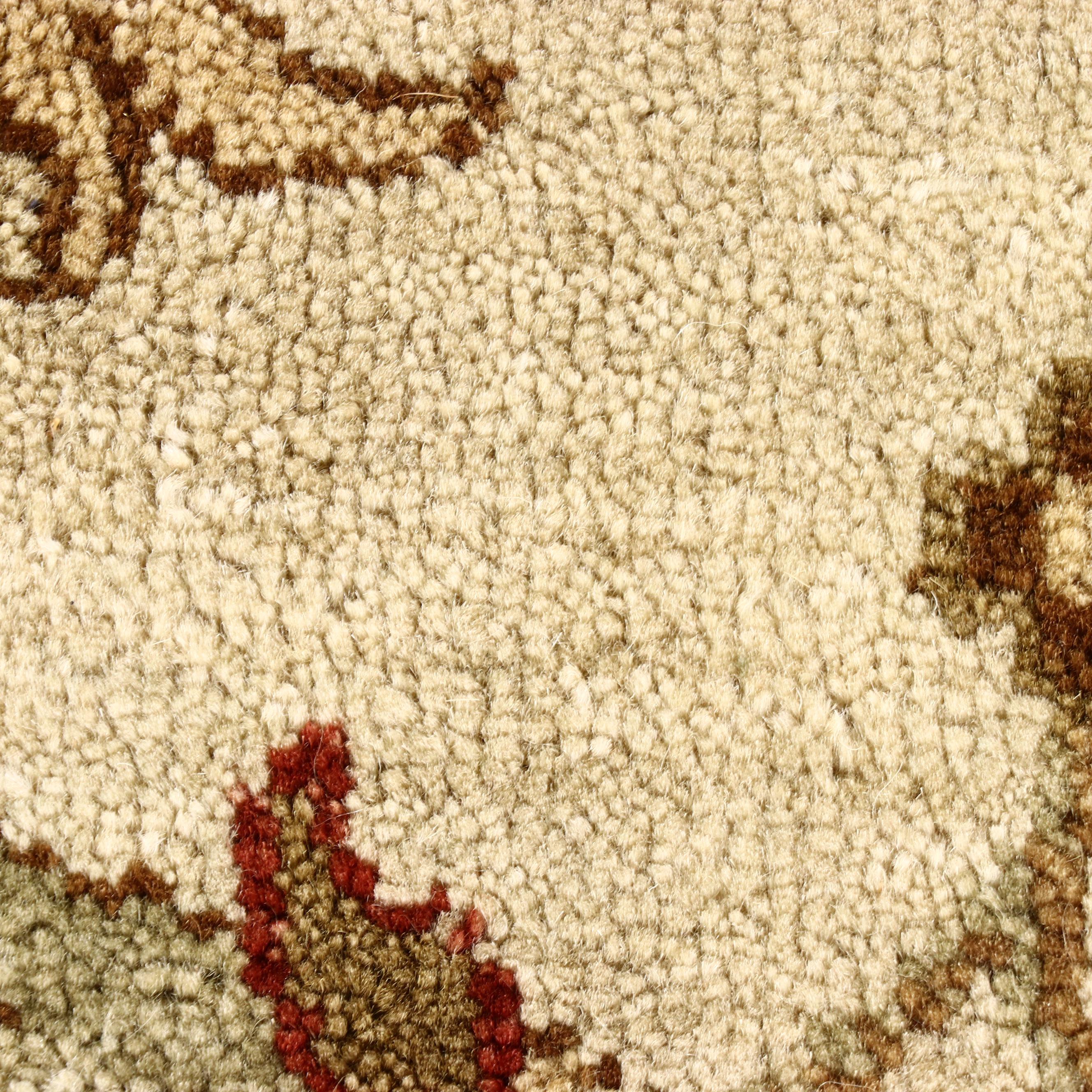 6'1 Round Hand-Knotted Pakistani Peshawar Area Rug