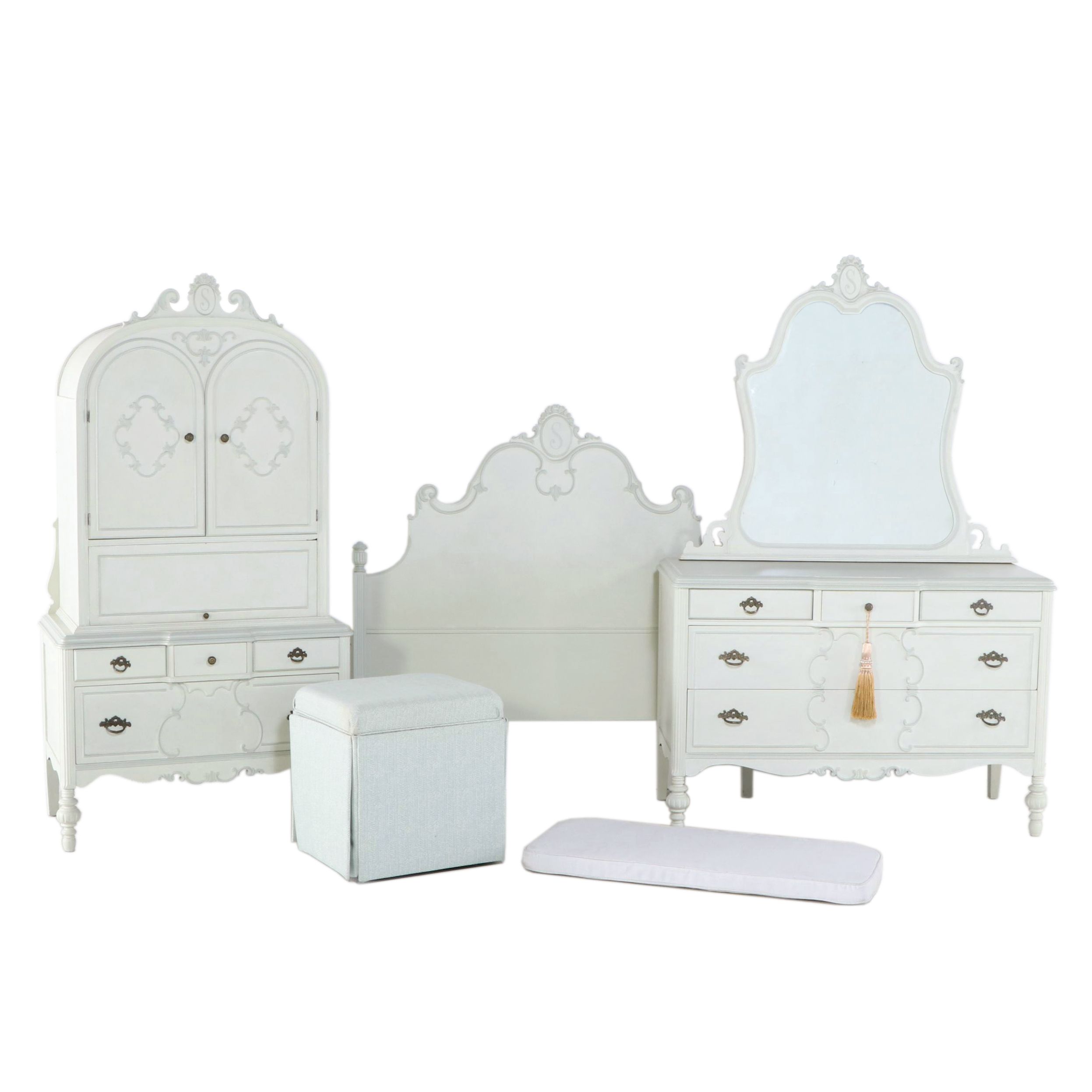 Three-Piece Painted Art Deco Style Bedroom Suite with Storage Ottoman