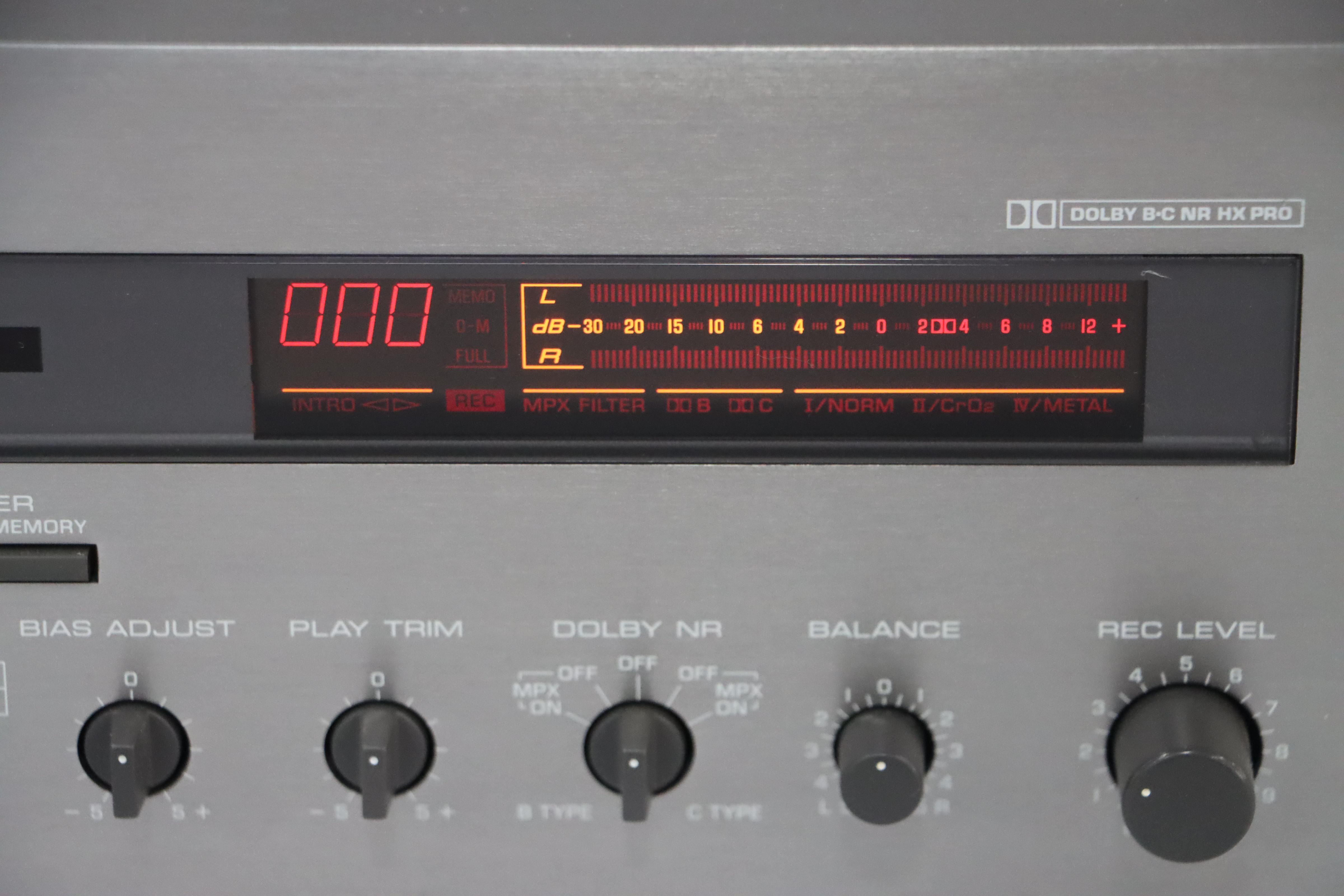 Dual CS 508 Turntable with Yamaha KX-330 Cassette Deck, Late 20th Century