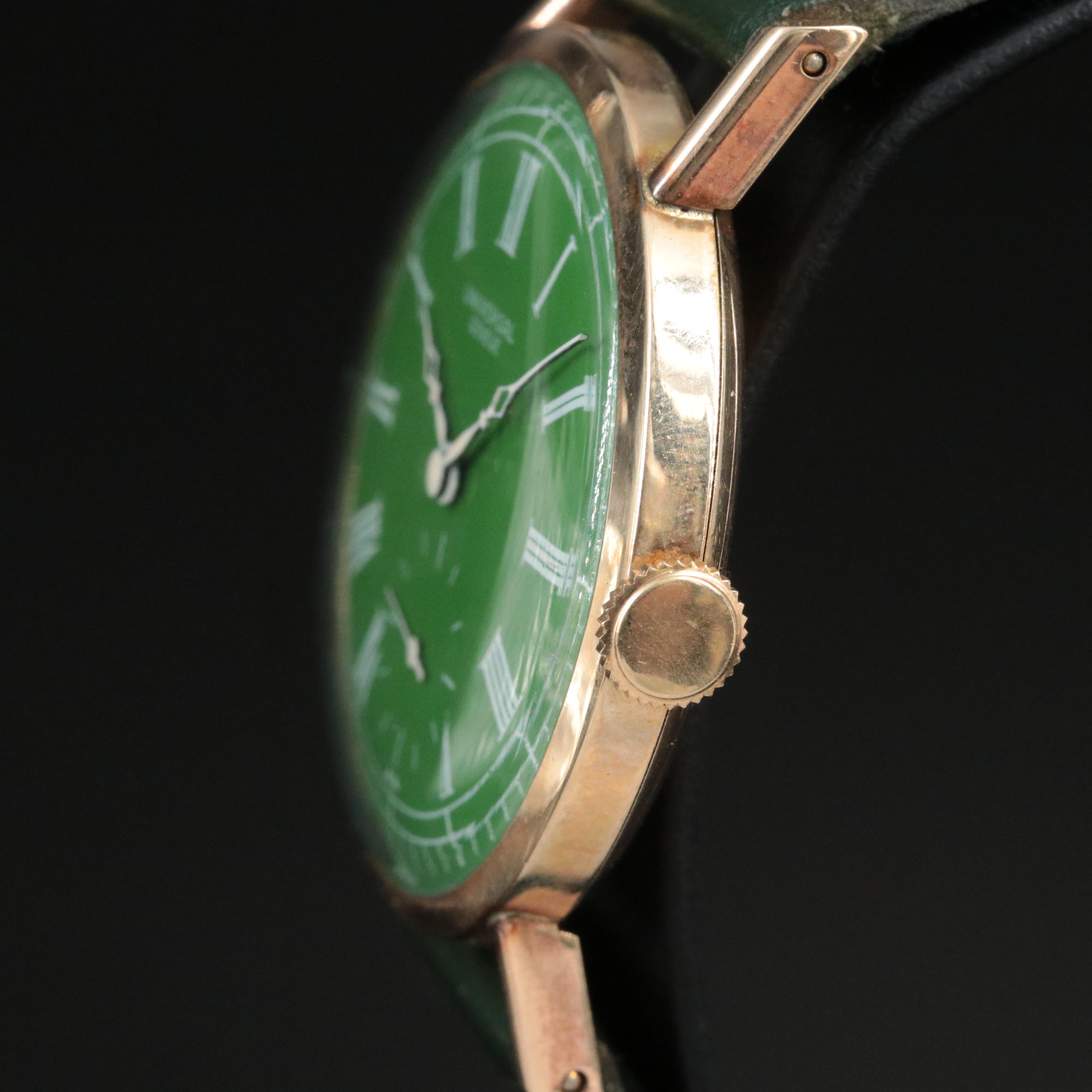 Vintage Universal Geneve Roman Numeral 35mm Gold-Plated Watch