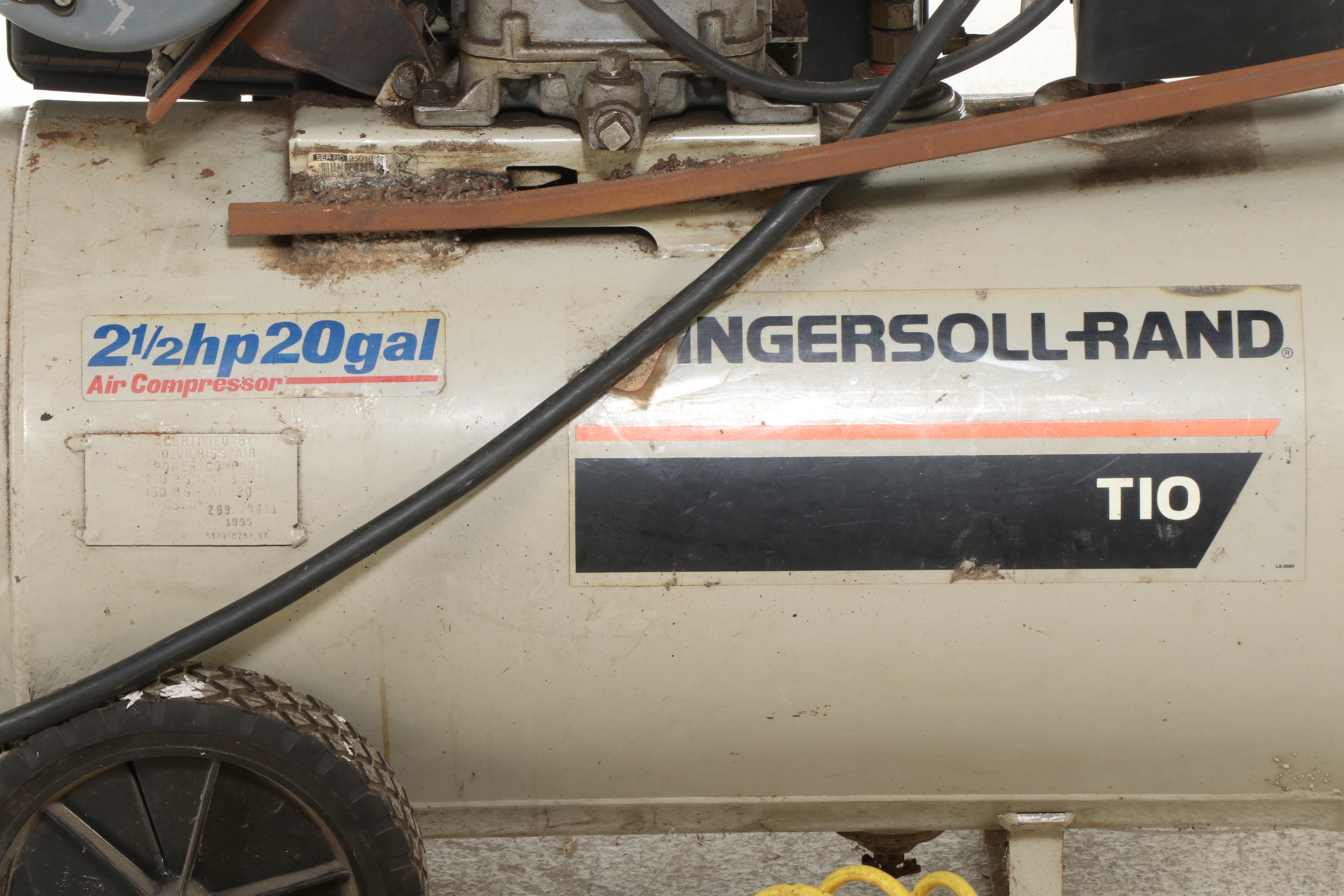Ingersoll Rand T10 20-Gallon Air Compressor, Late 20th Century