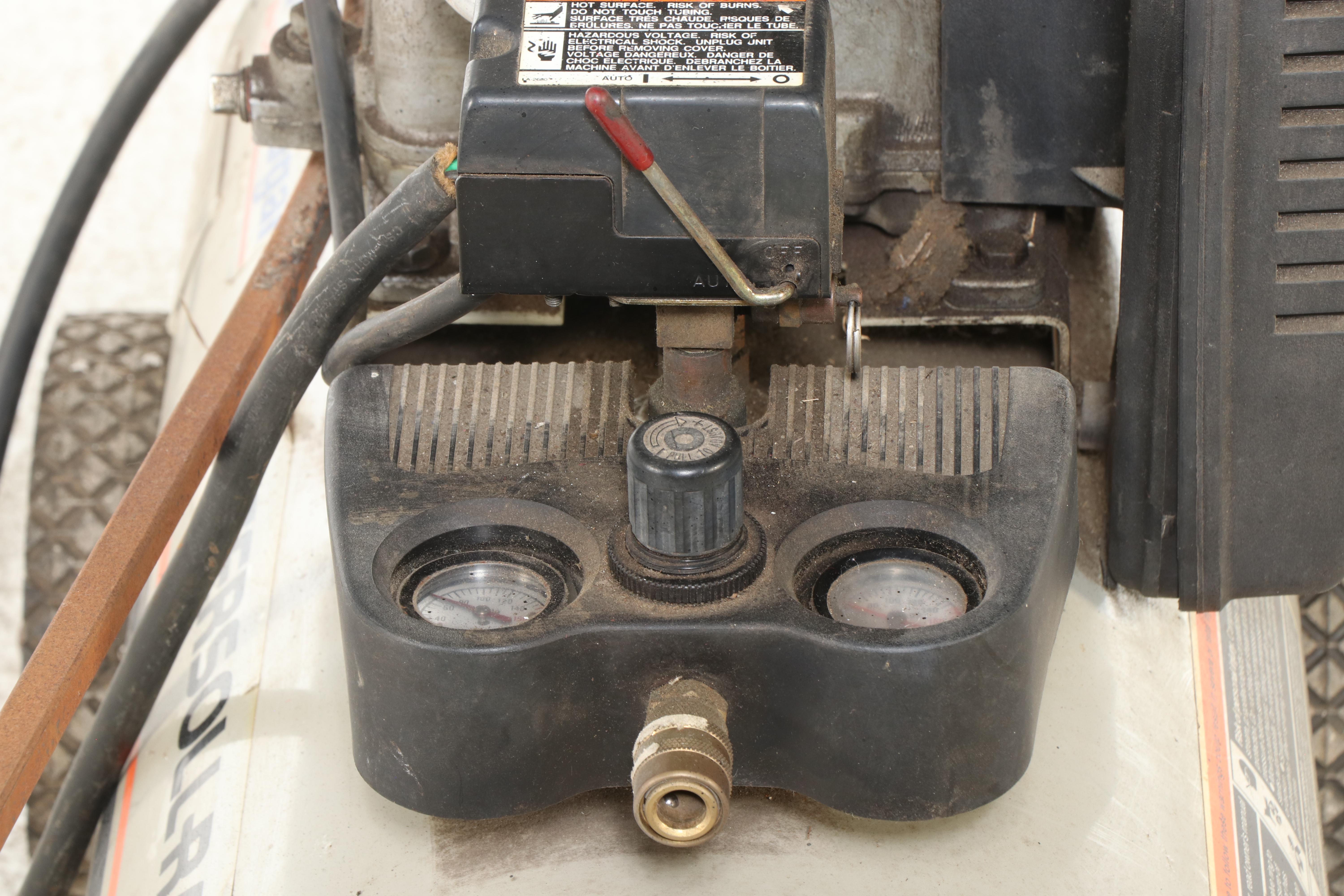 Ingersoll Rand T10 20-Gallon Air Compressor, Late 20th Century