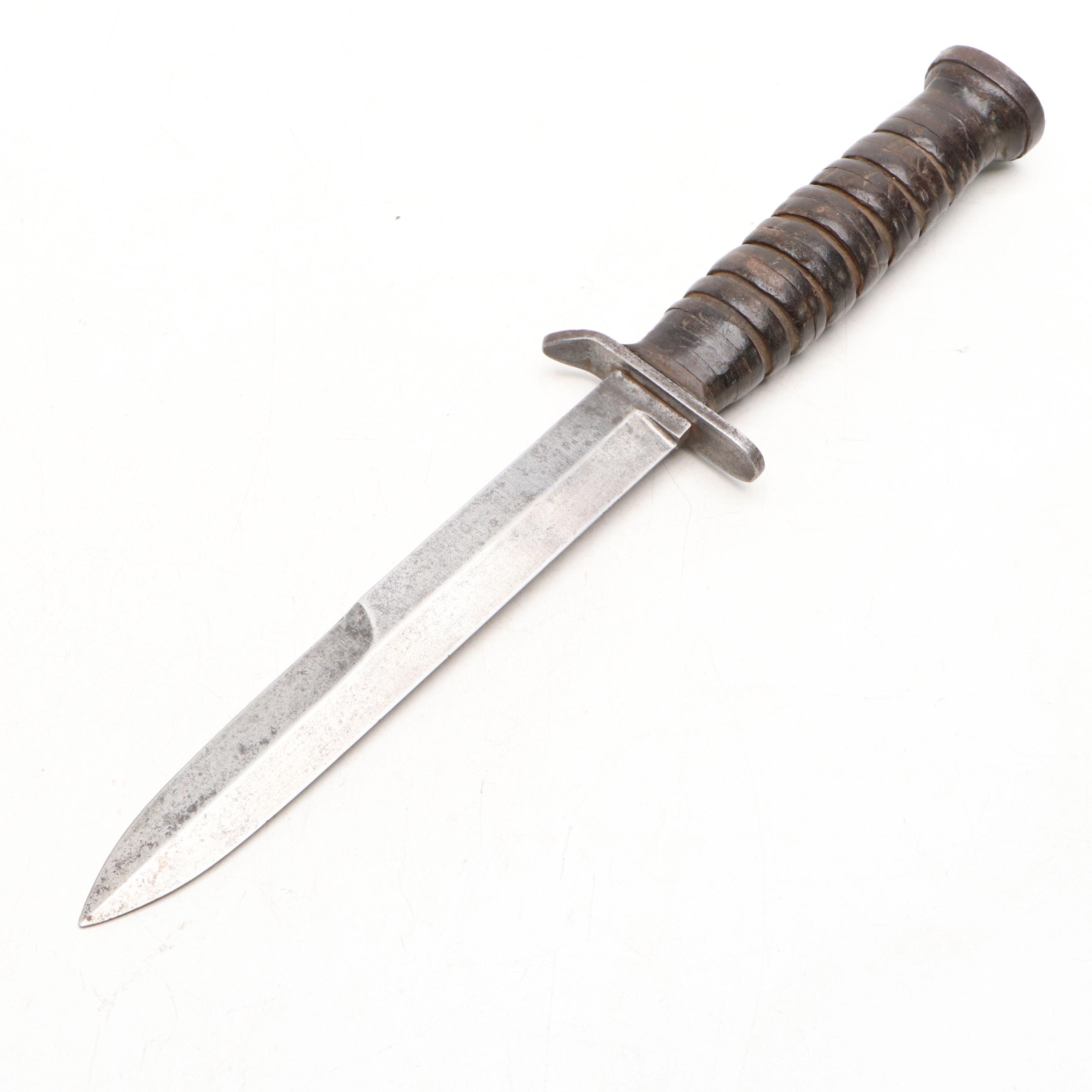 World War I Era M1905 Bayonet with World War II Era U.S. M3 Fighting Knife